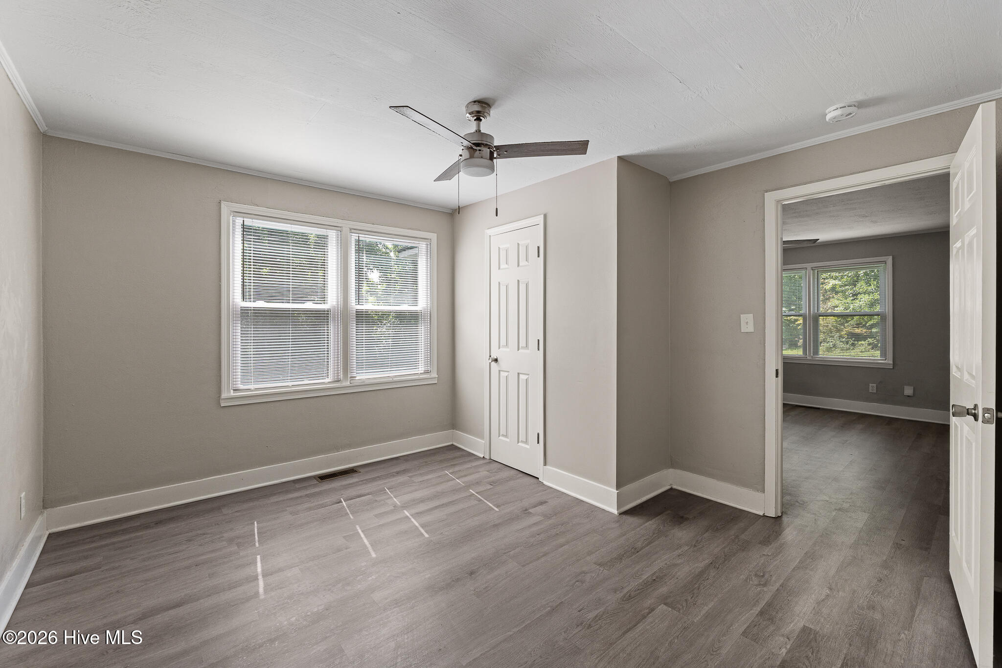 304 Crystal Lake Drive Property Photo 5