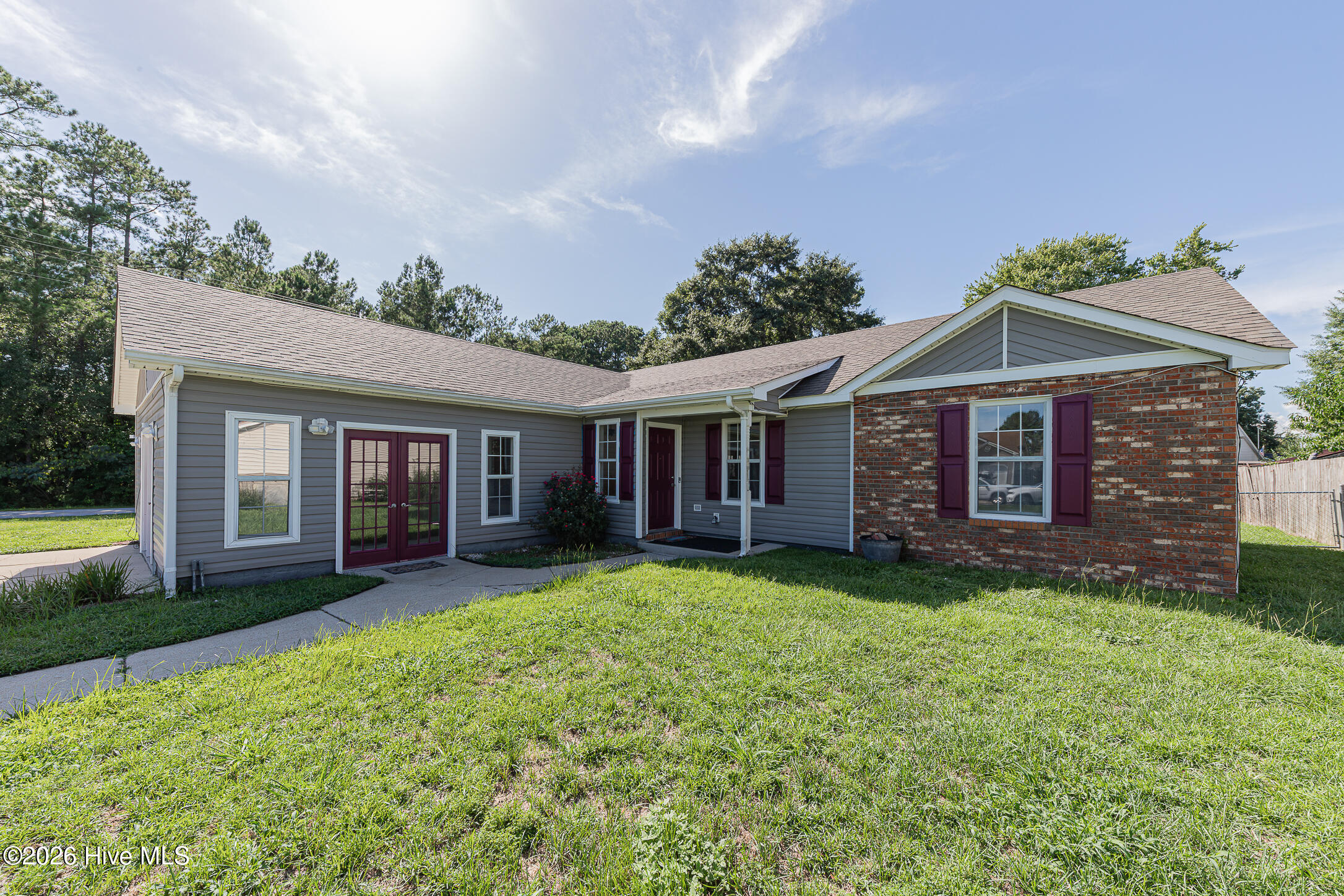 2601 Idlebrook Circle Property Photo 5
