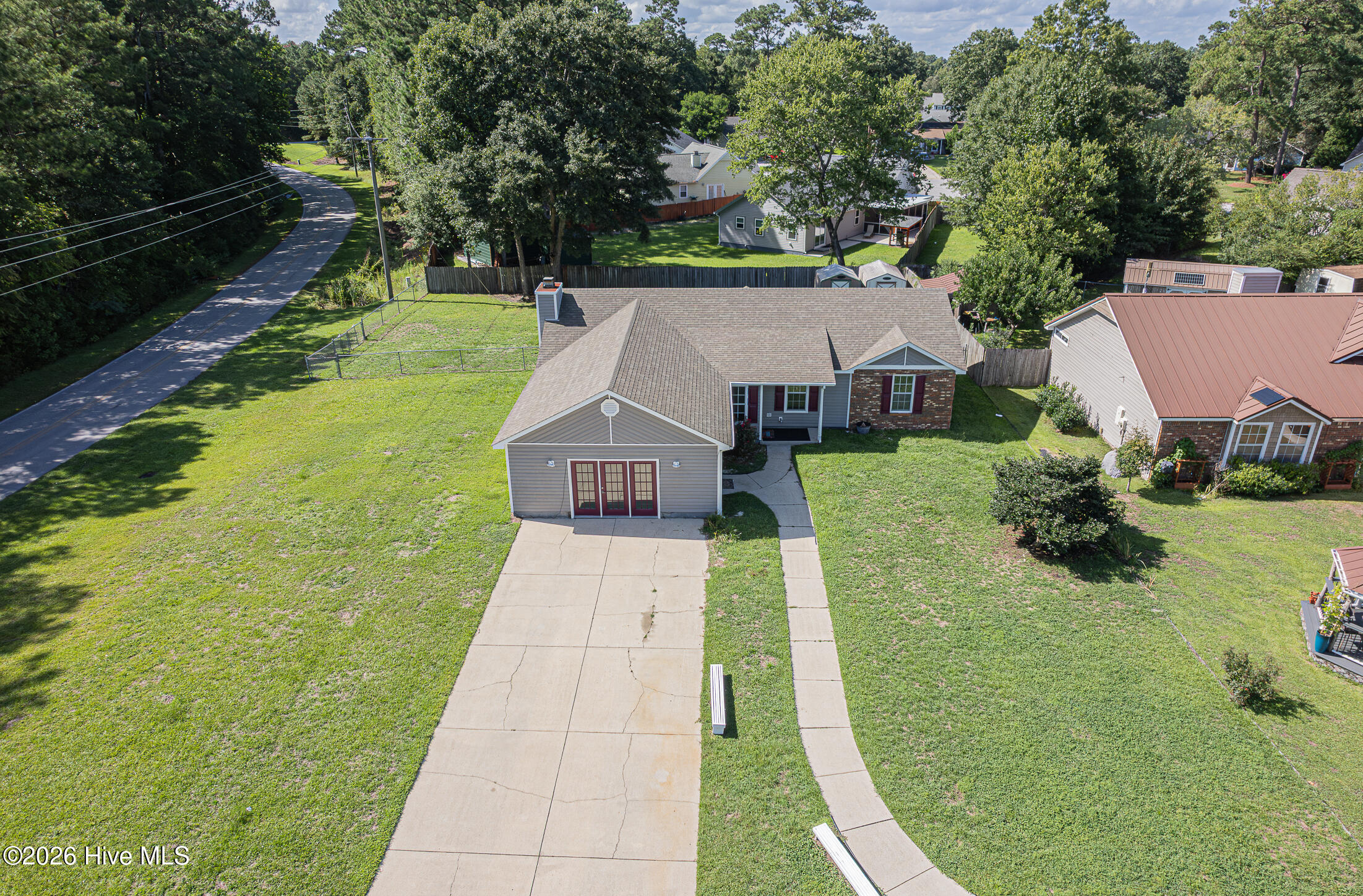 2601 Idlebrook Circle Property Photo 6
