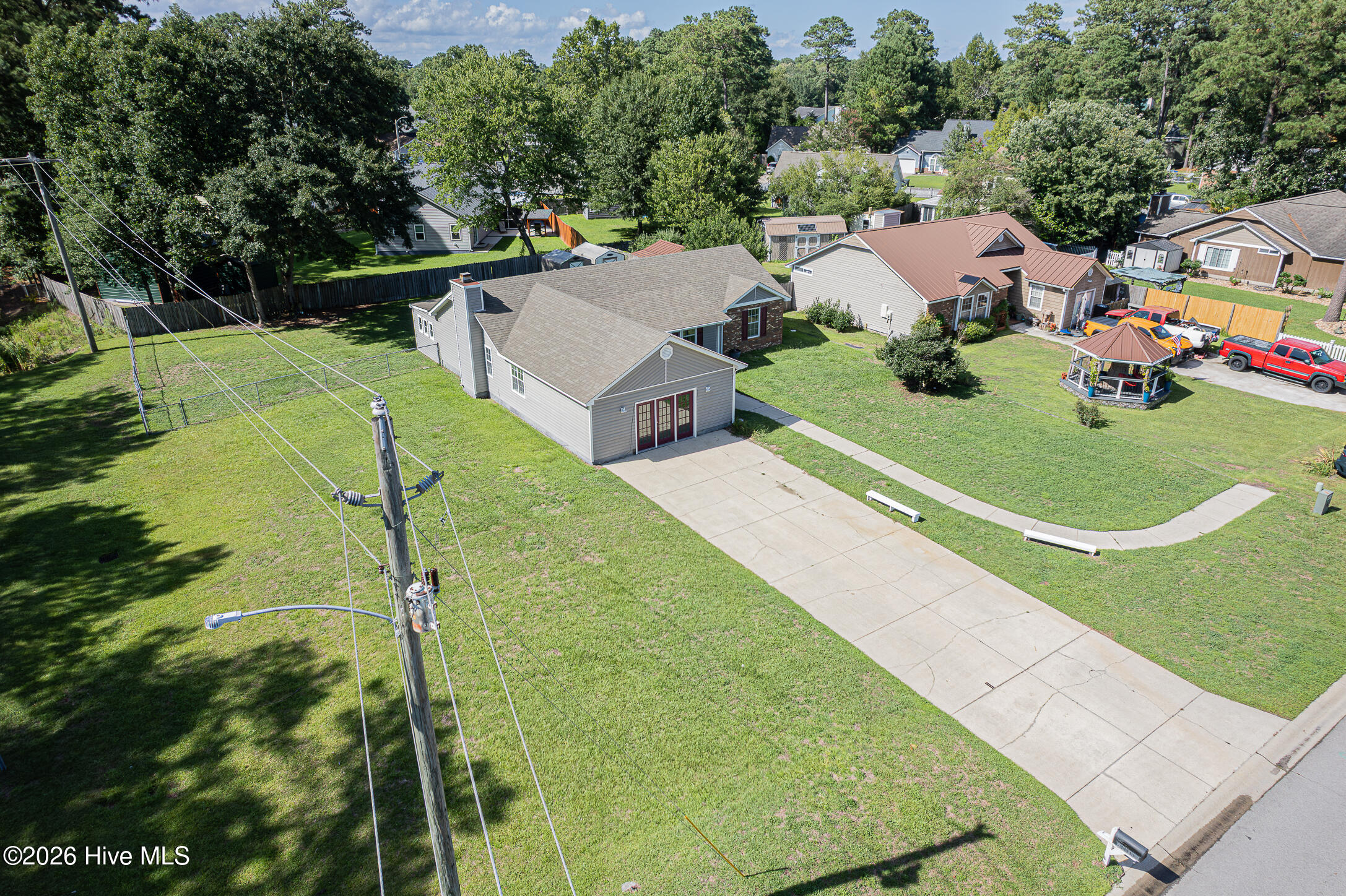2601 Idlebrook Circle Property Photo 7
