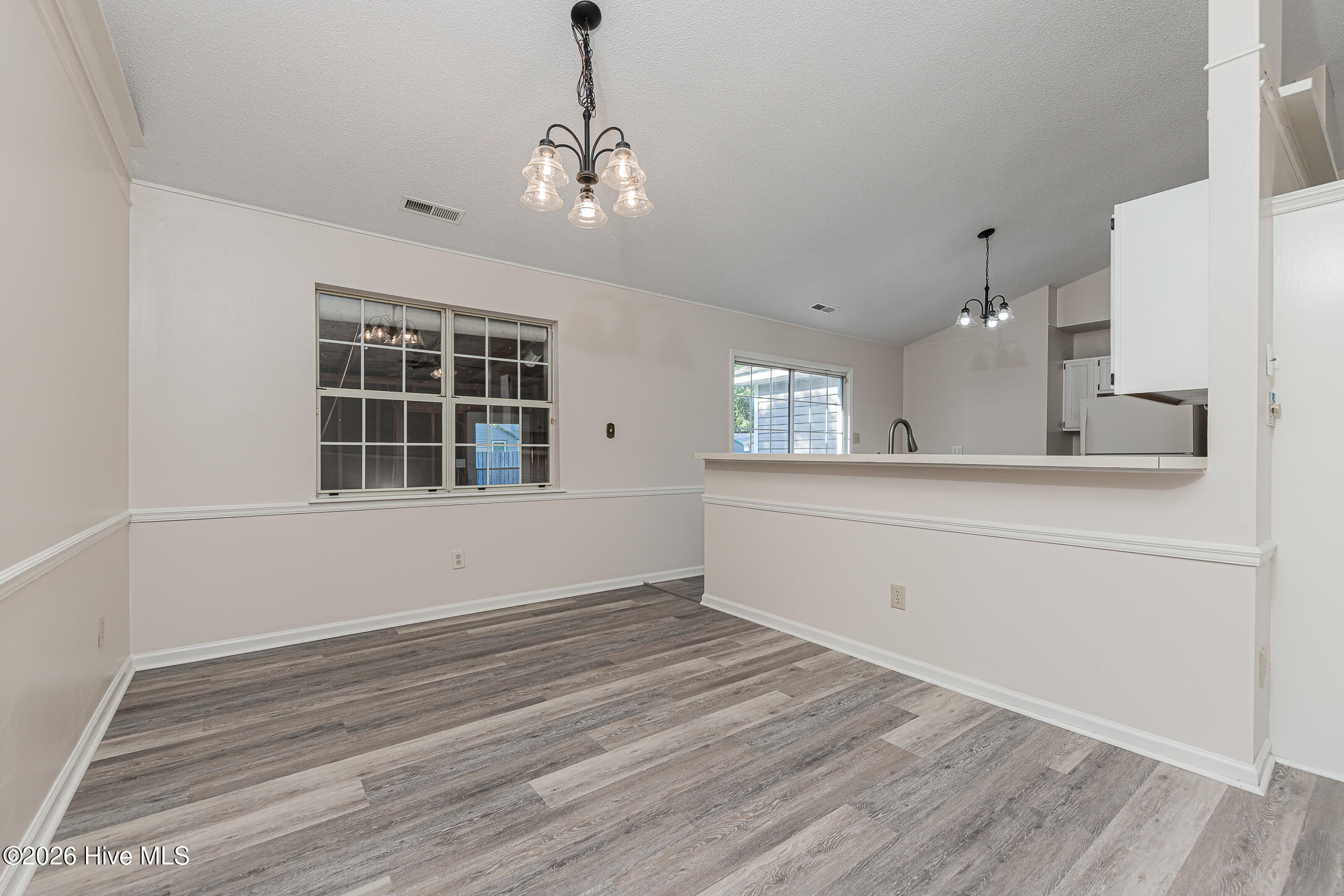 2601 Idlebrook Circle Property Photo 14