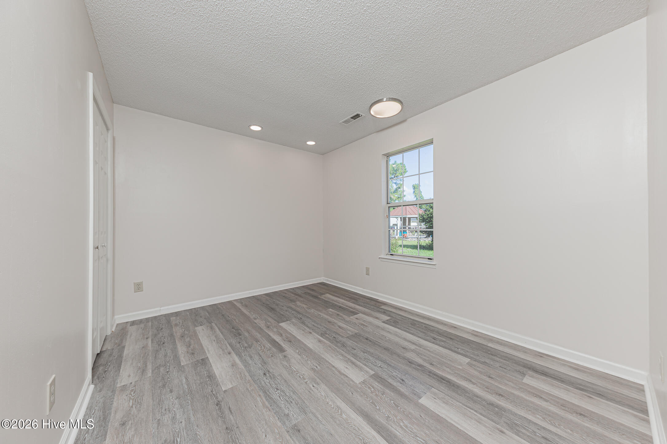 2601 Idlebrook Circle Property Photo 37