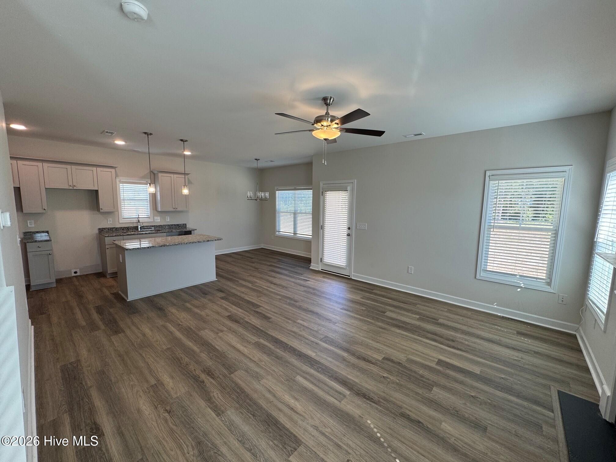 198 Holden Lane Property Photo 7
