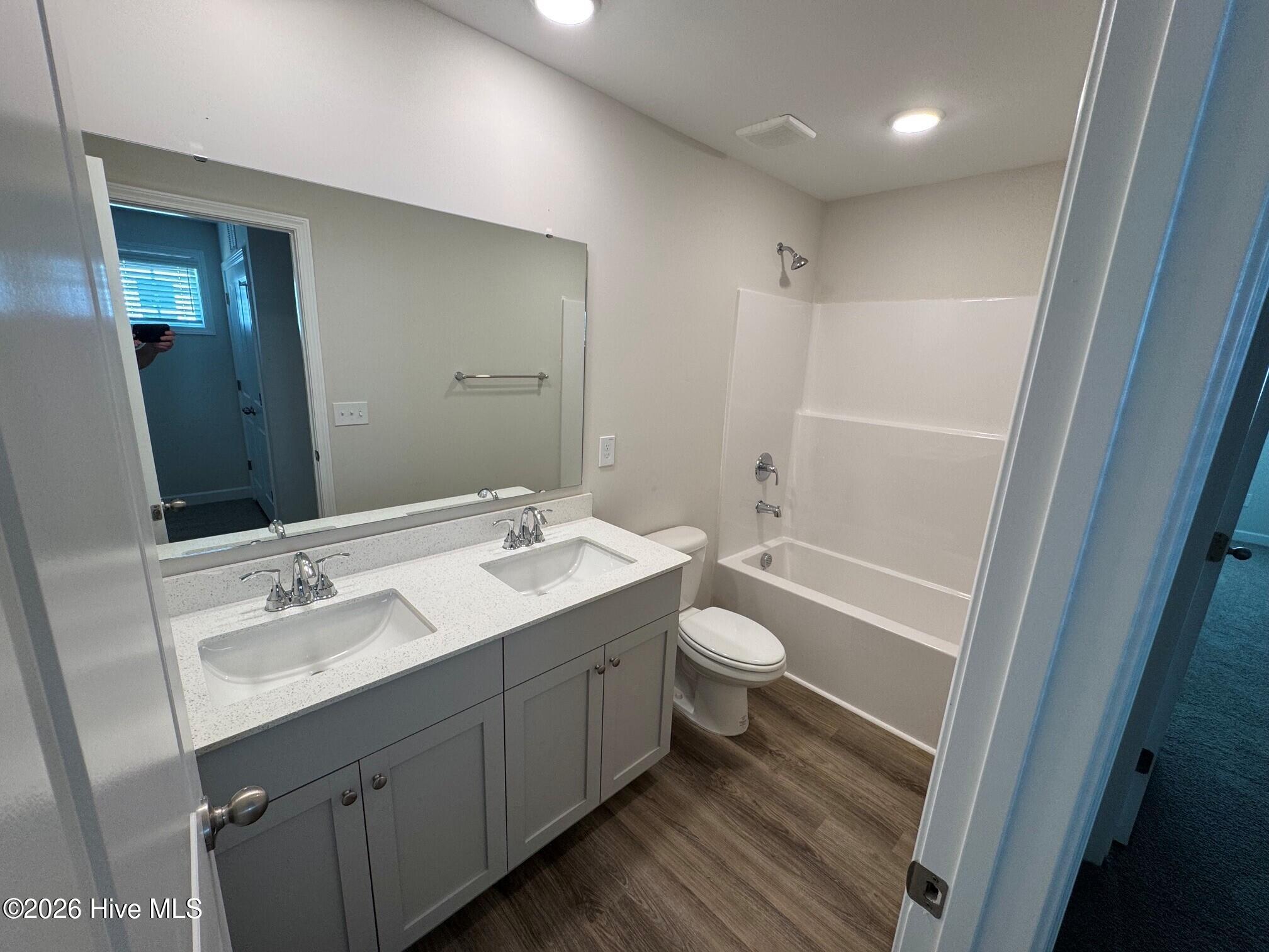198 Holden Lane Property Photo 14