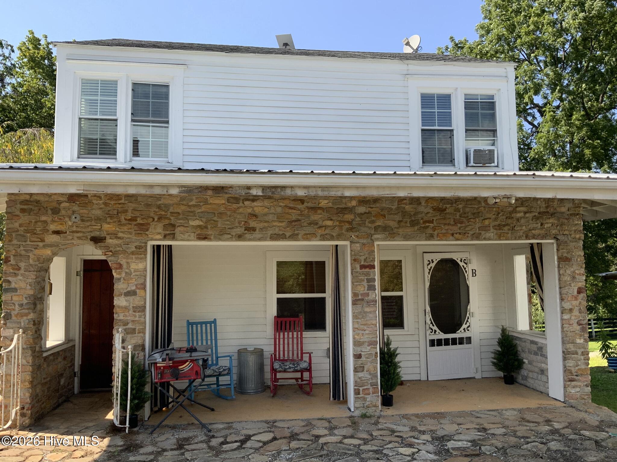 837 Main Street B Property Photo 15