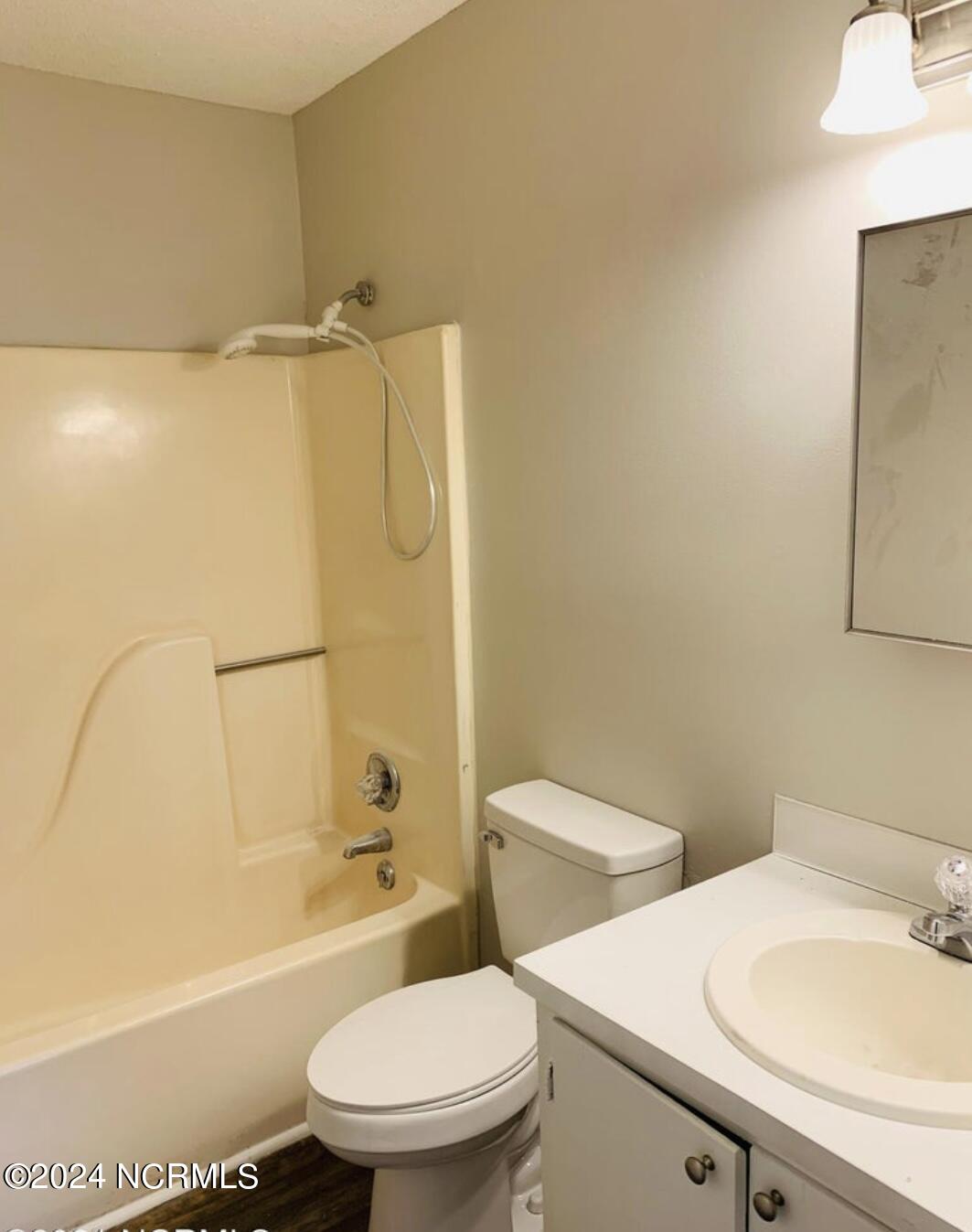 4223 Se College Street A Property Photo 10