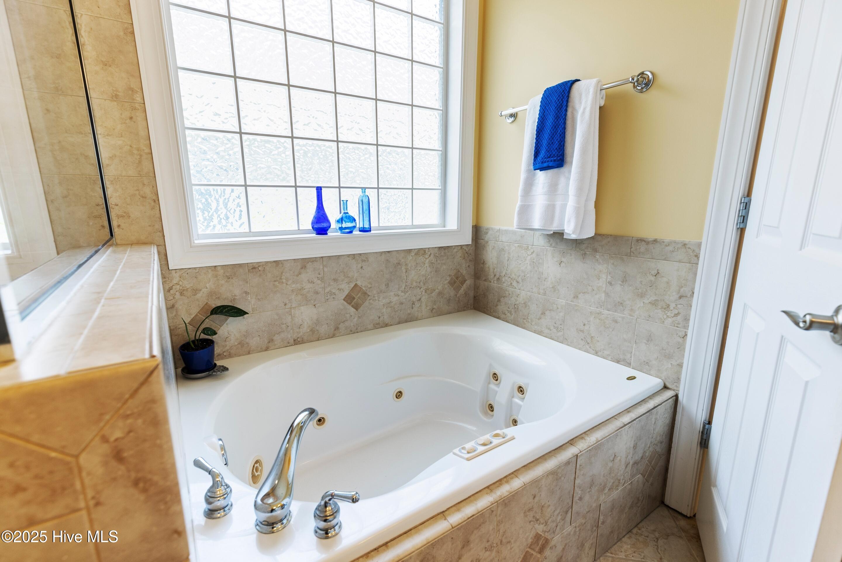 1504 Turnberry Lane Se Property Photo 32