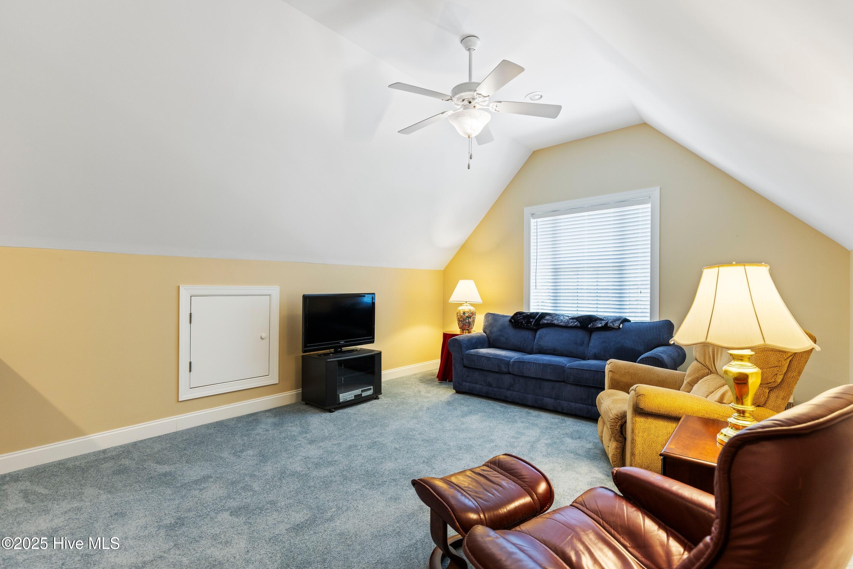 1504 Turnberry Lane Se Property Photo 40