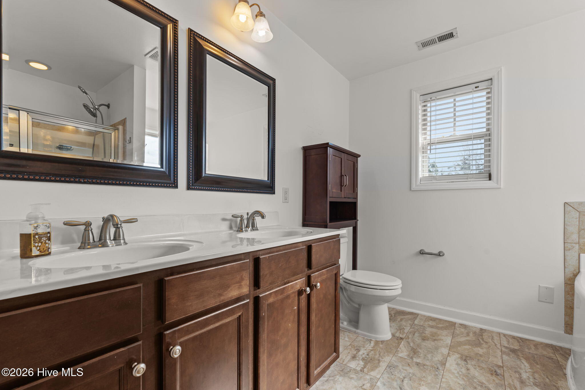 154 Blue Bay Lane Property Photo 24