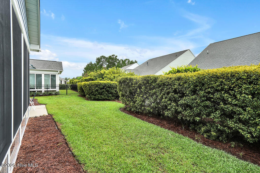 7091 Muskerry Way Property Photo 32