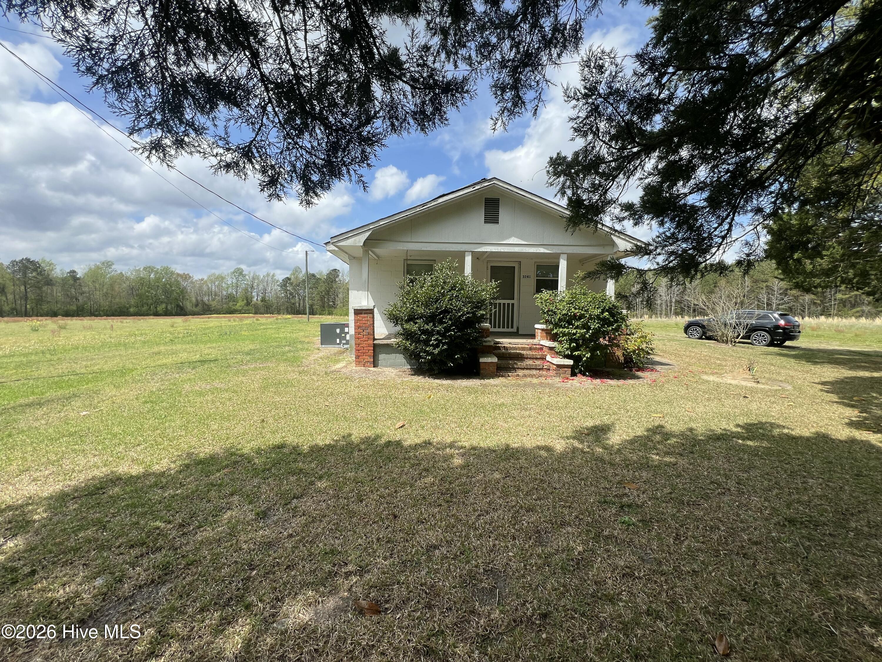 3241 General Howe Highway Property Photo 3