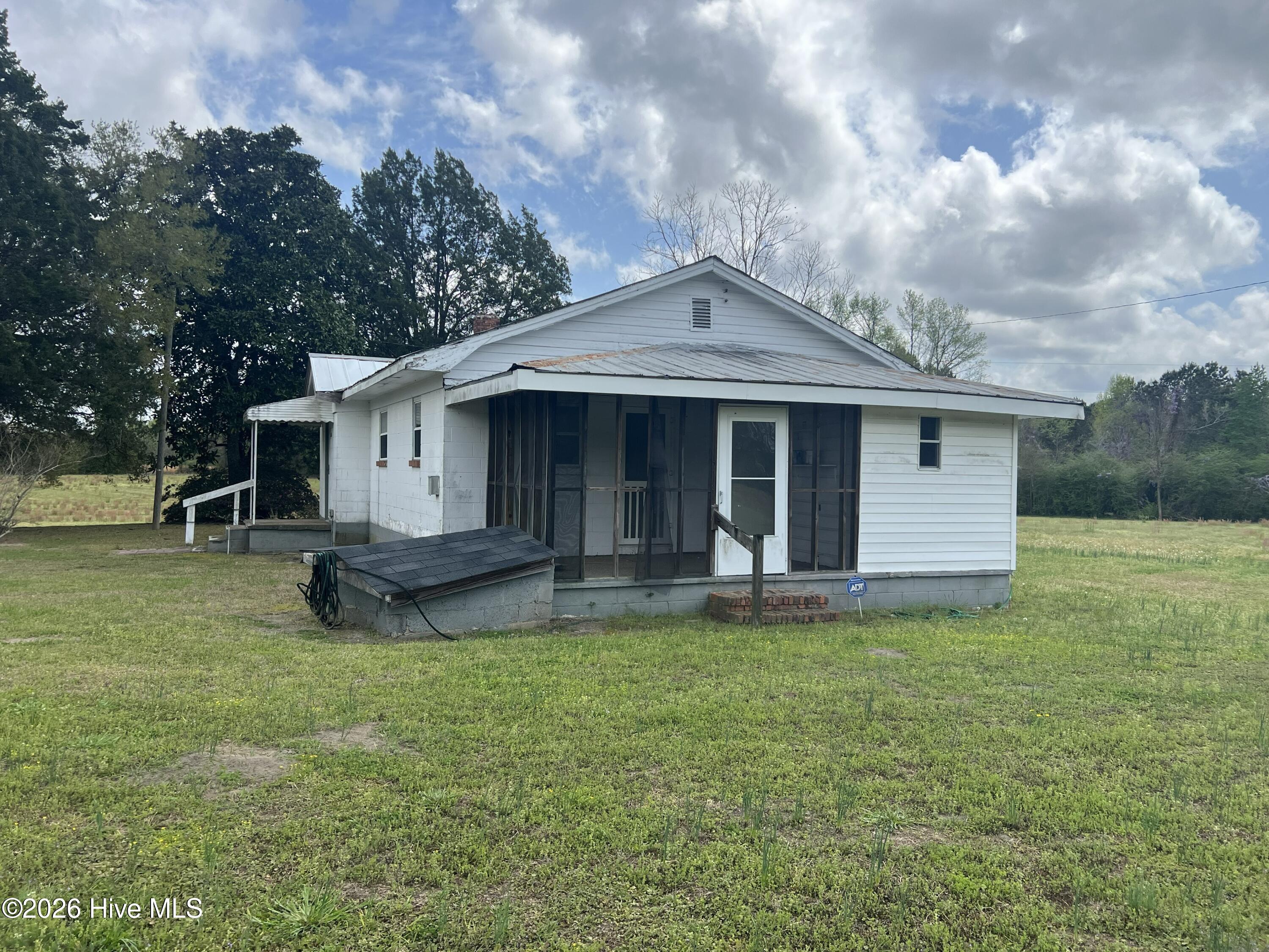 3241 General Howe Highway Property Photo 17