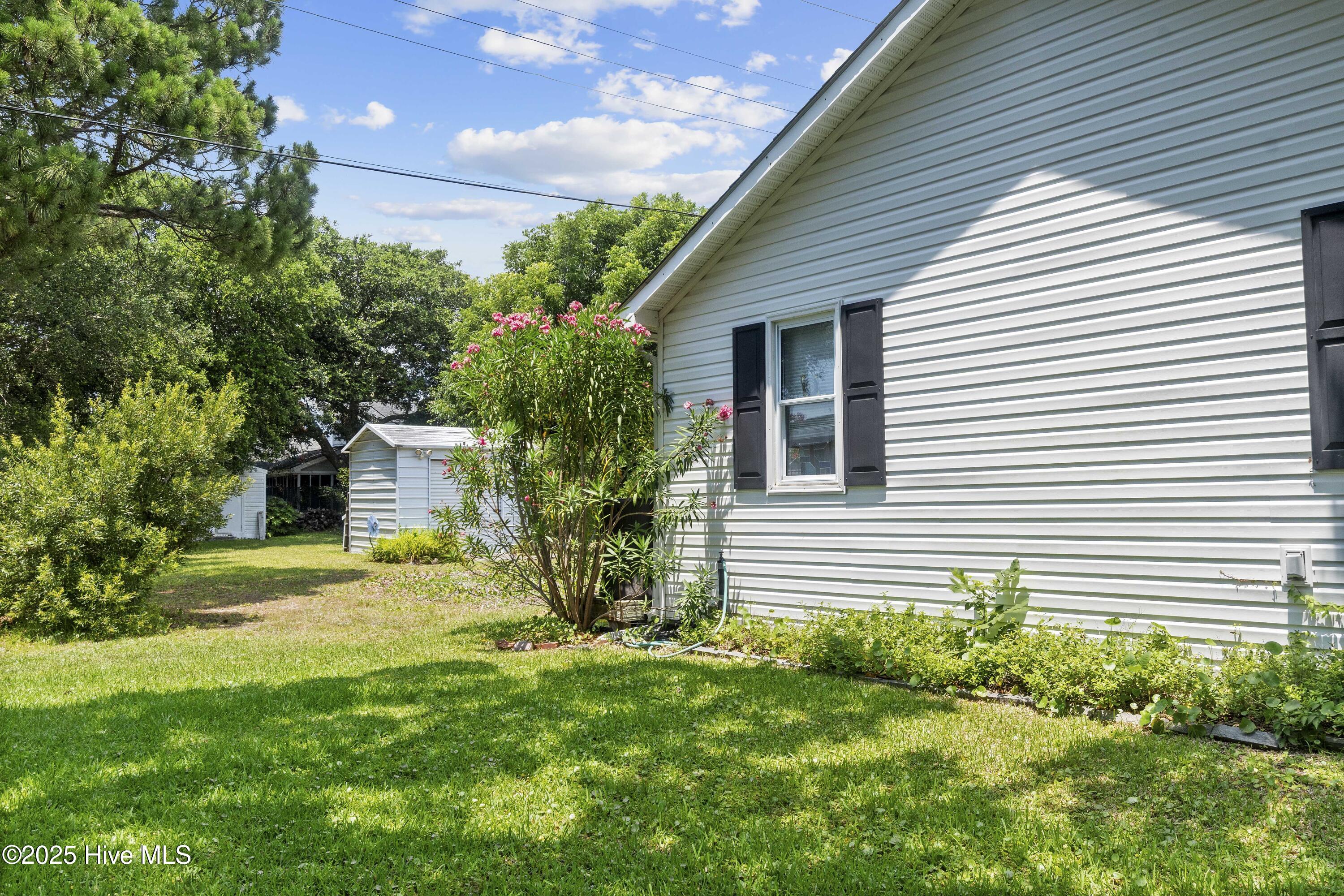 109 Sunshine Court Property Photo 49