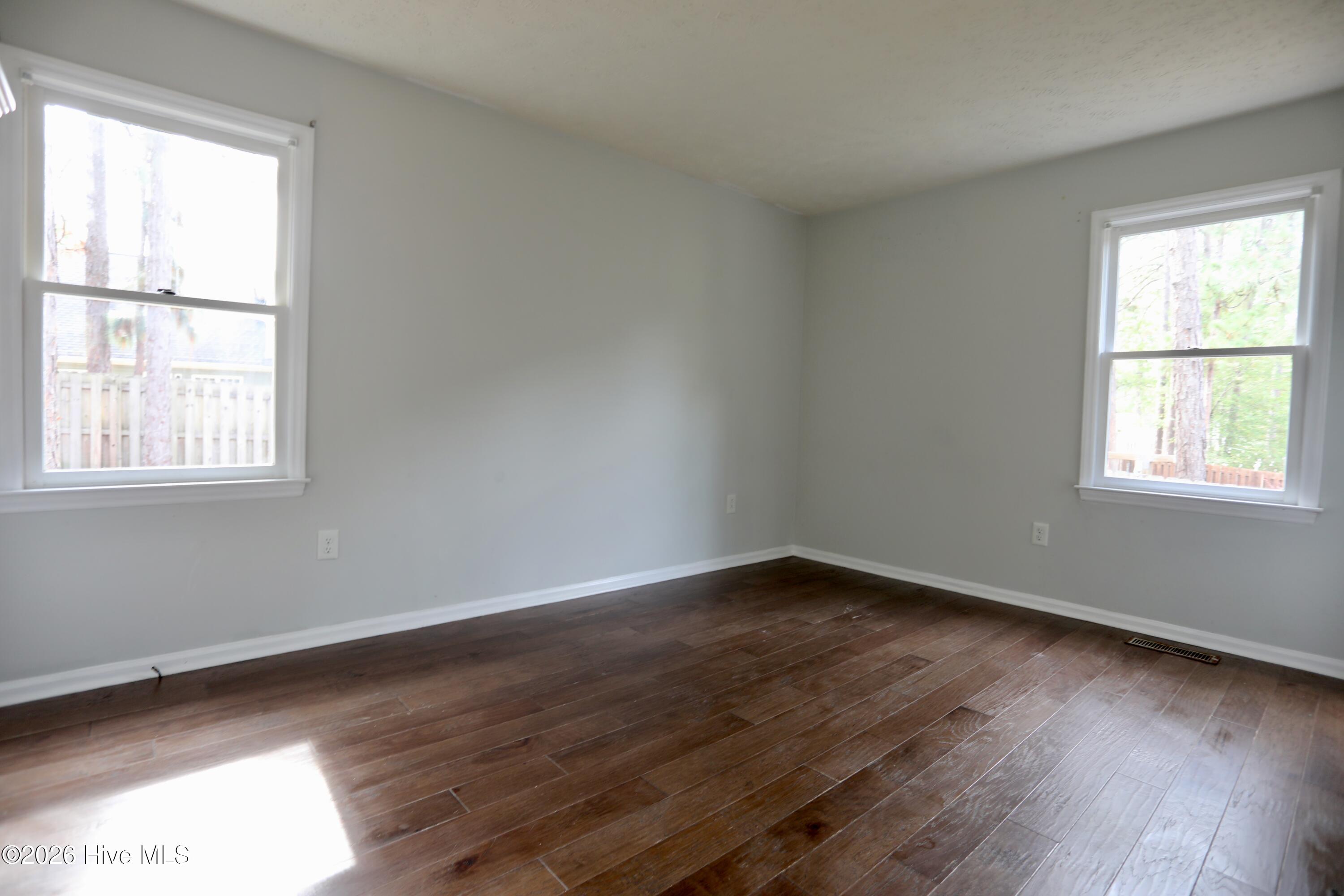 100 Sawmill Road E Property Photo 15