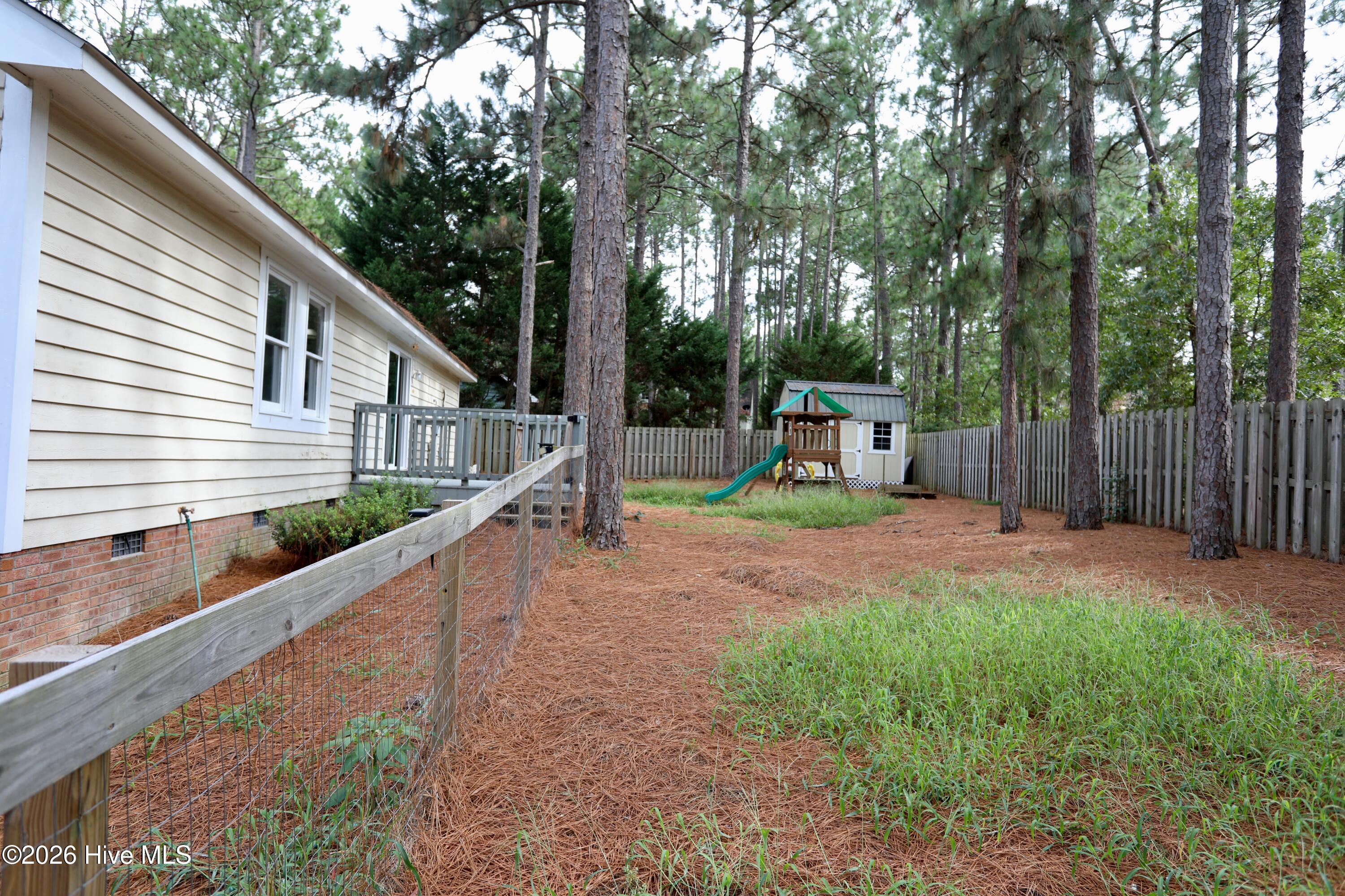 100 Sawmill Road E Property Photo 23