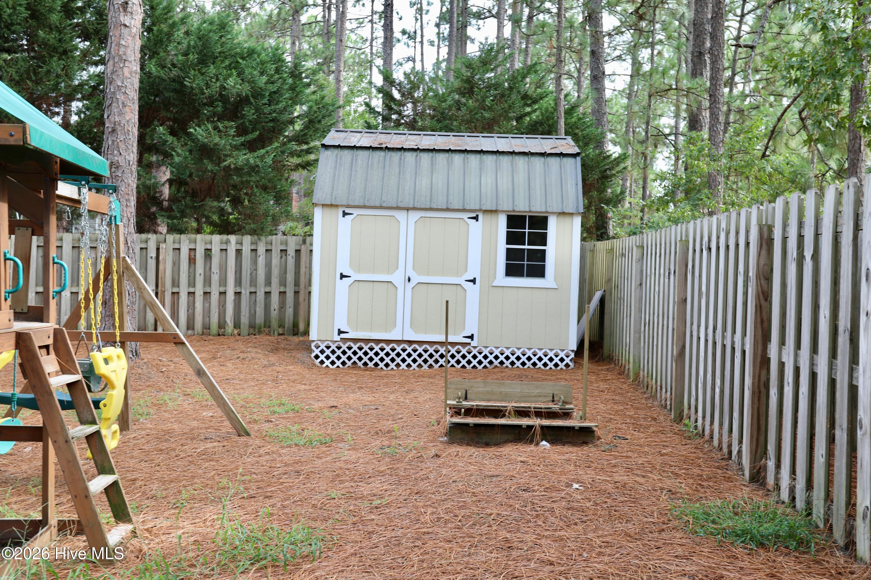 100 Sawmill Road E Property Photo 24