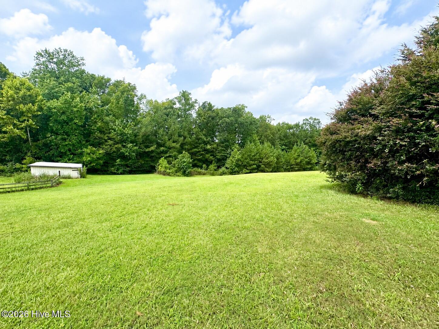 615 Summit Street Property Photo 6