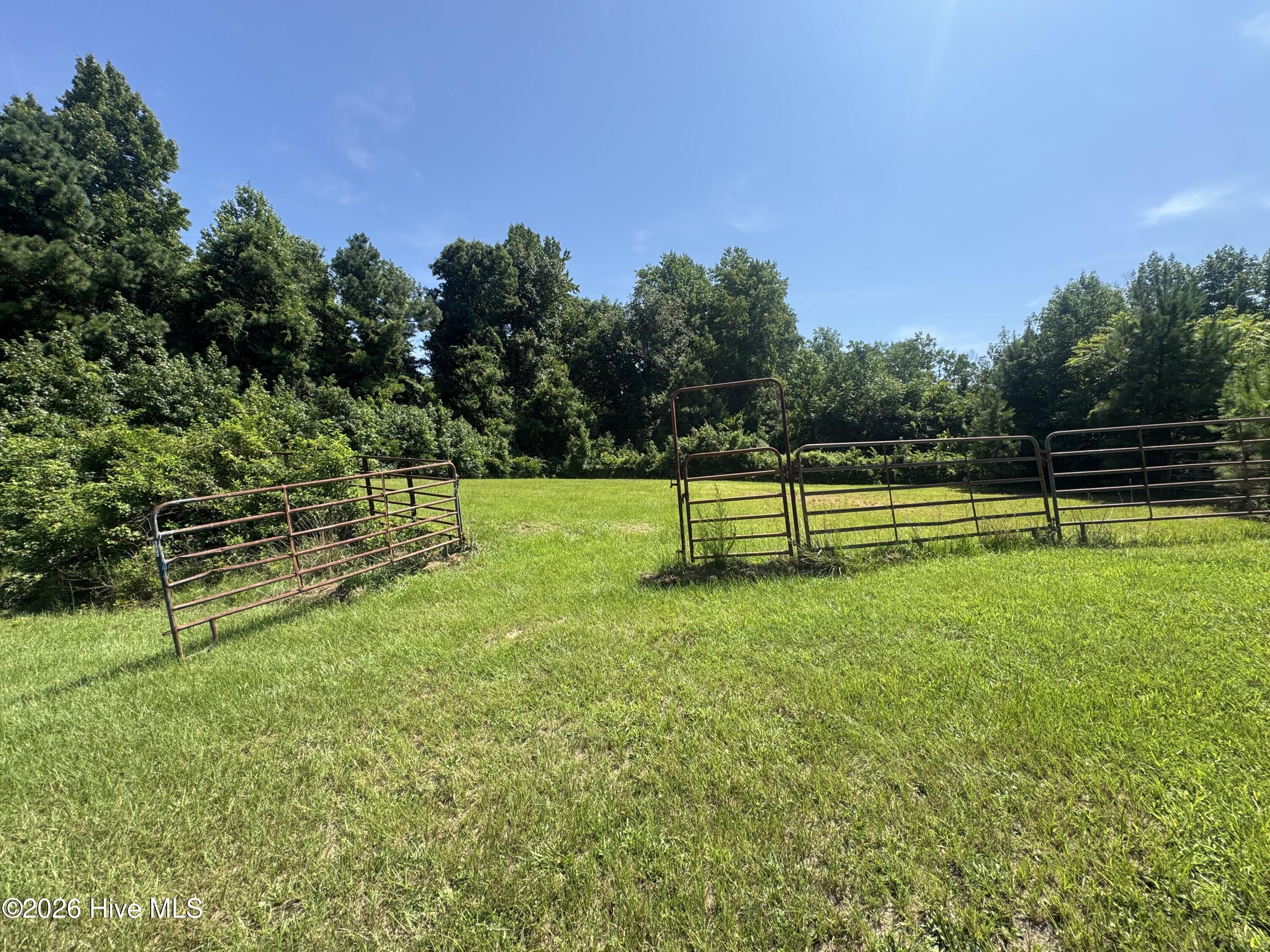 615 Summit Street Property Photo 14