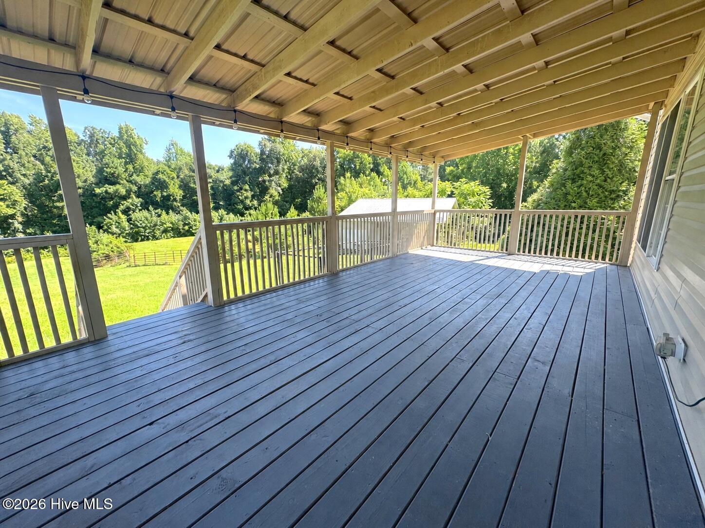 615 Summit Street Property Photo 17