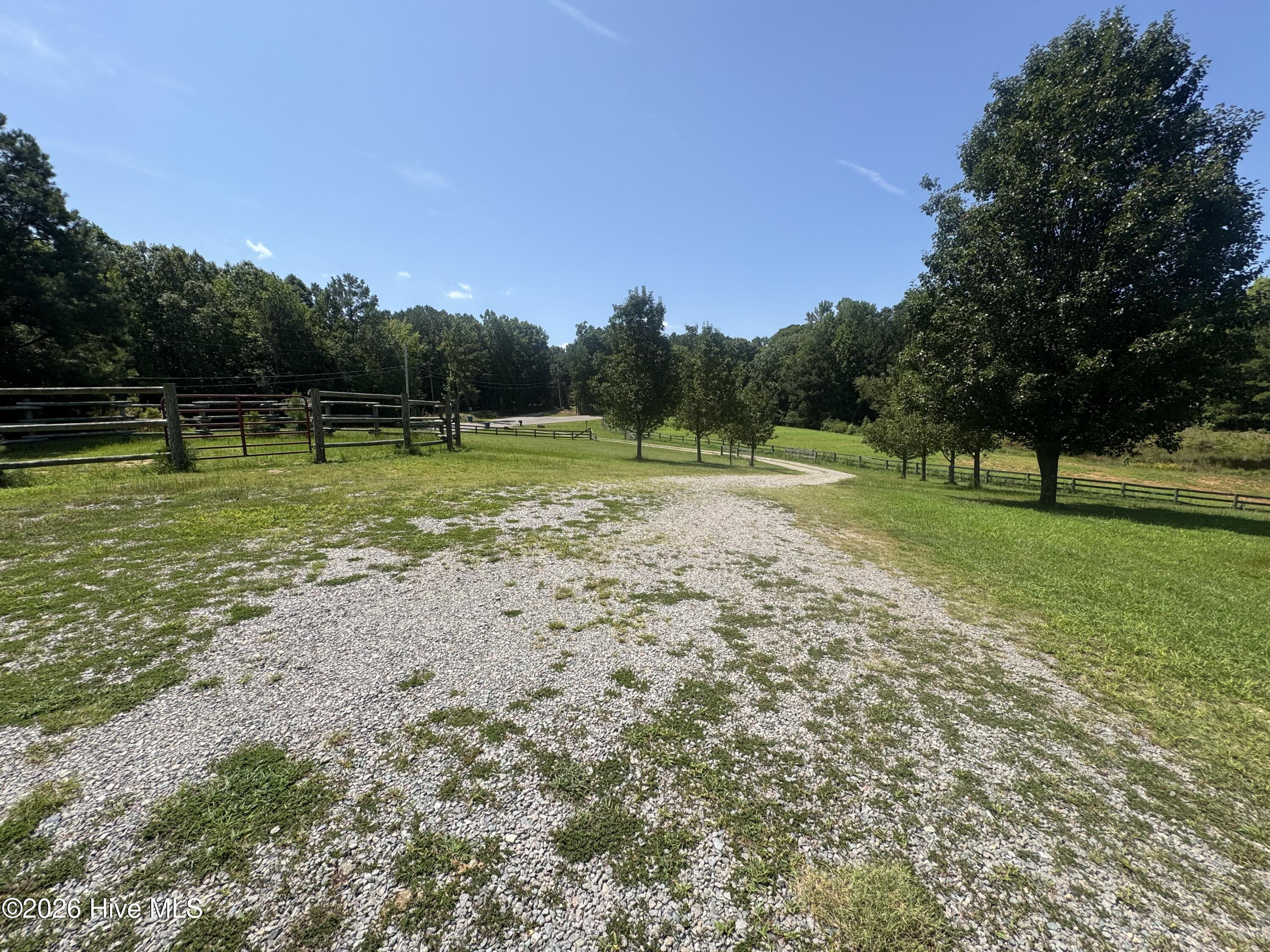 615 Summit Street Property Photo 19