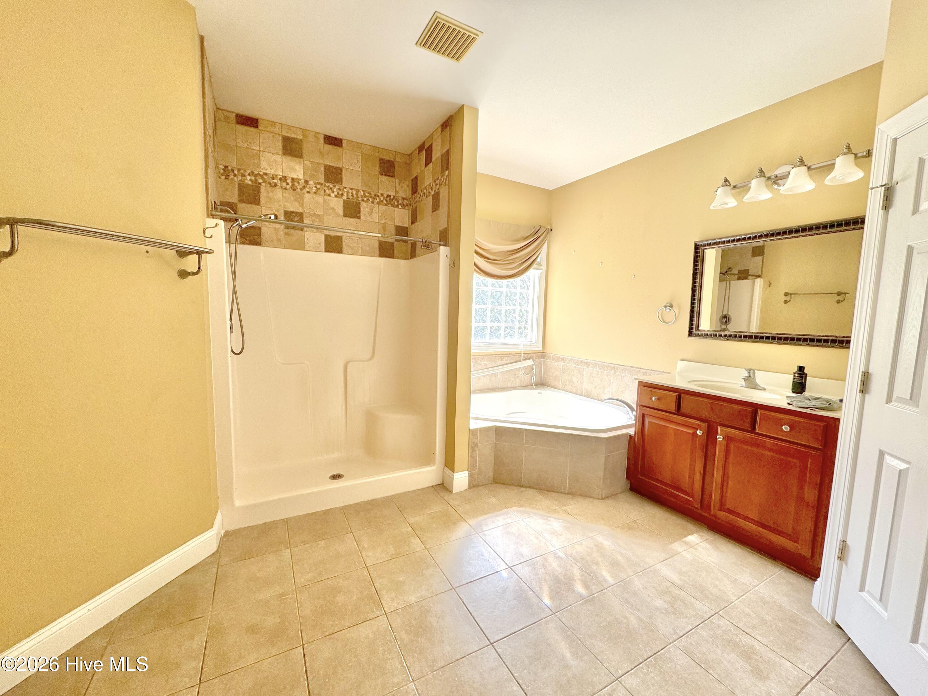 615 Summit Street Property Photo 31