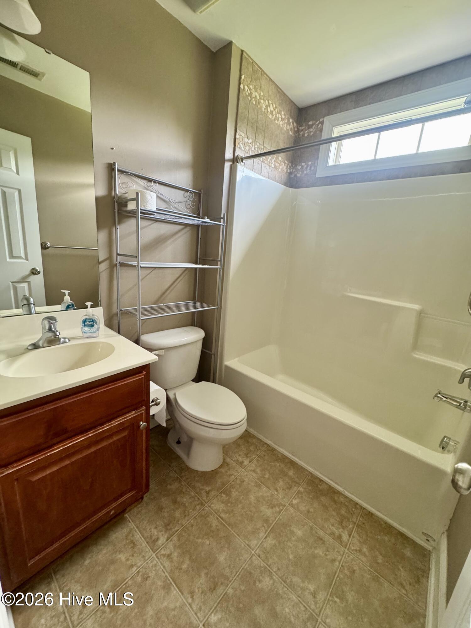 615 Summit Street Property Photo 38