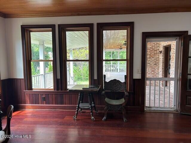 2819 Lombardy Court Property Photo 4