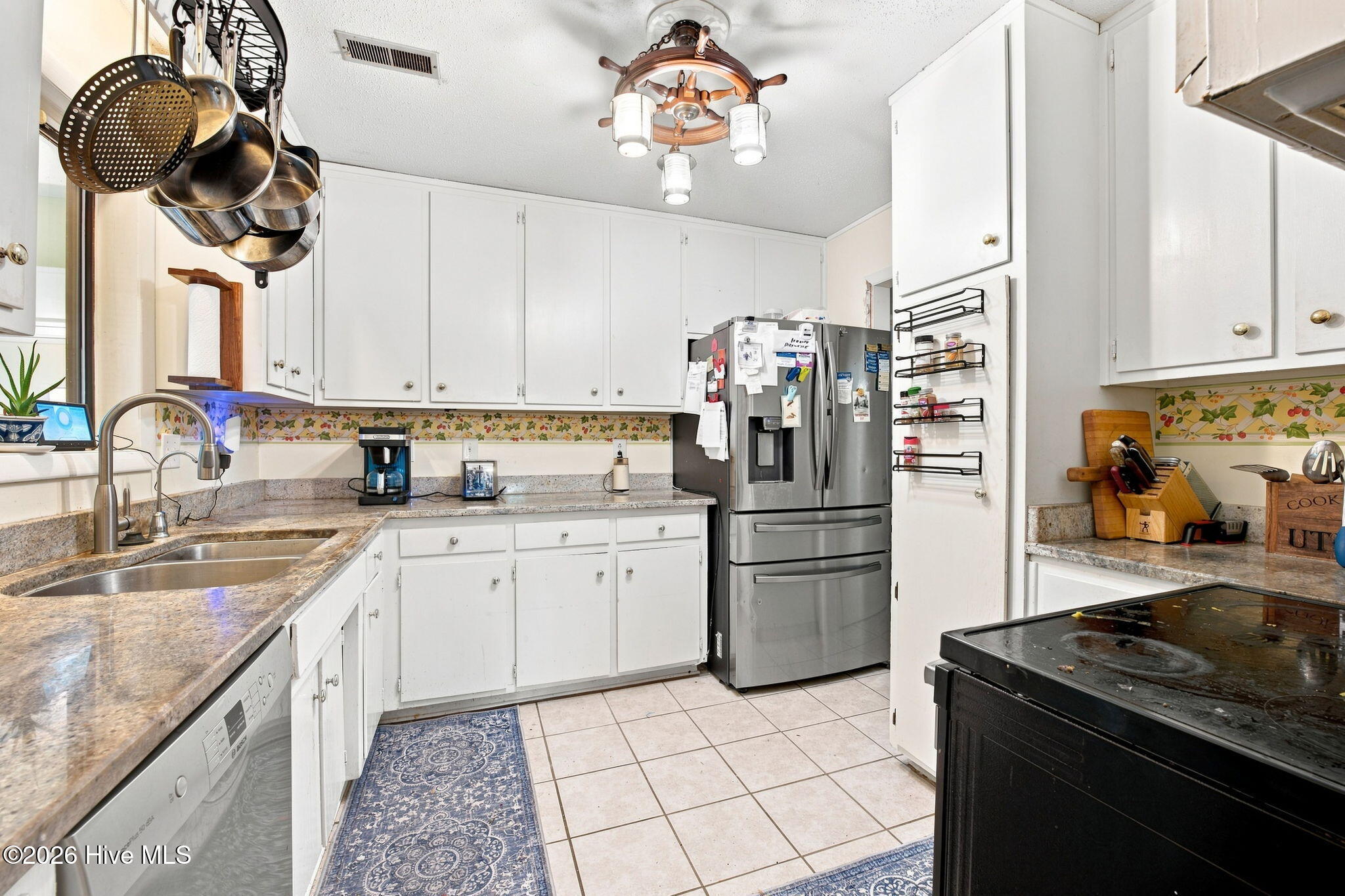 1210 Pelican Drive Property Photo 6