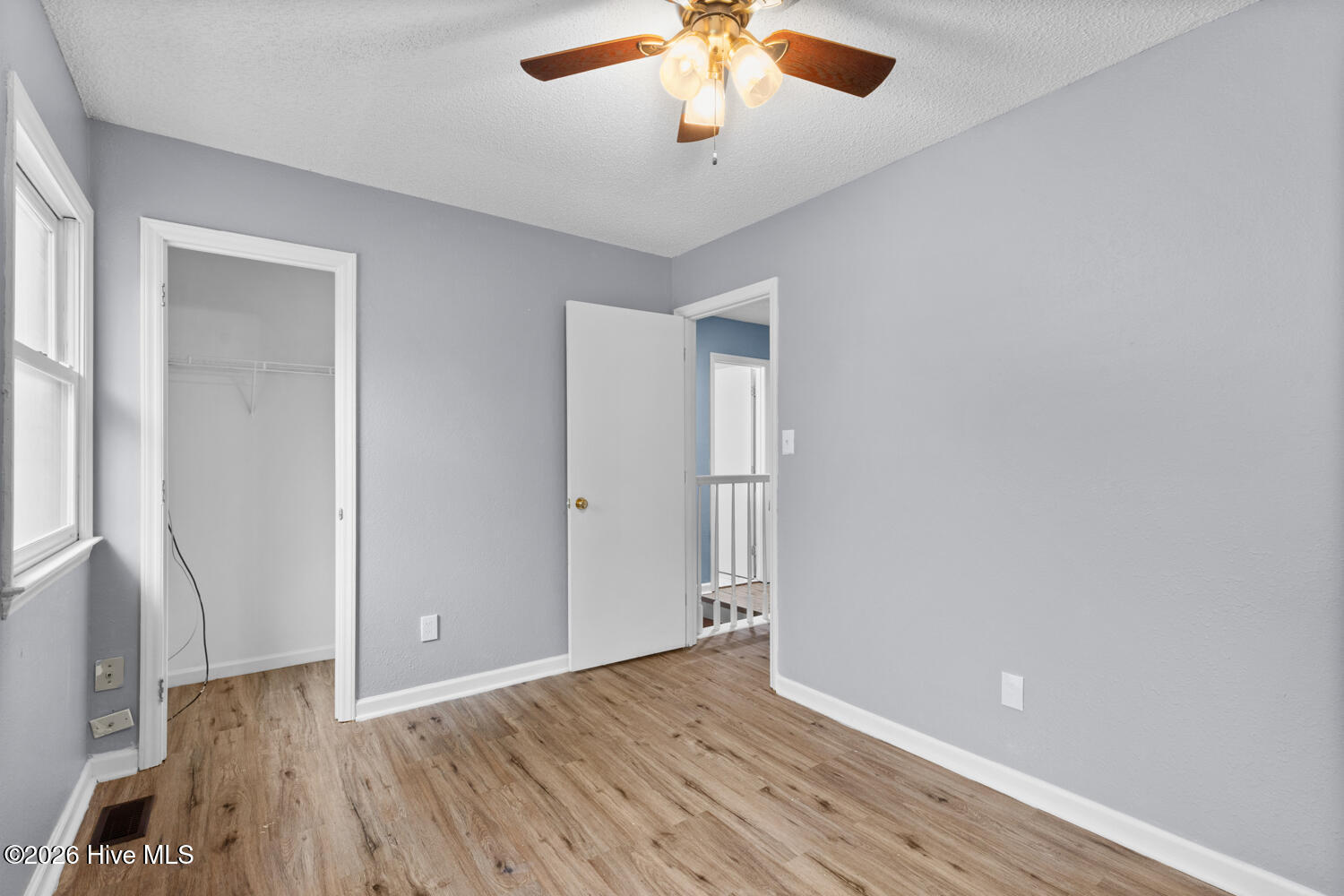 100 W Cameron Court Property Photo 20