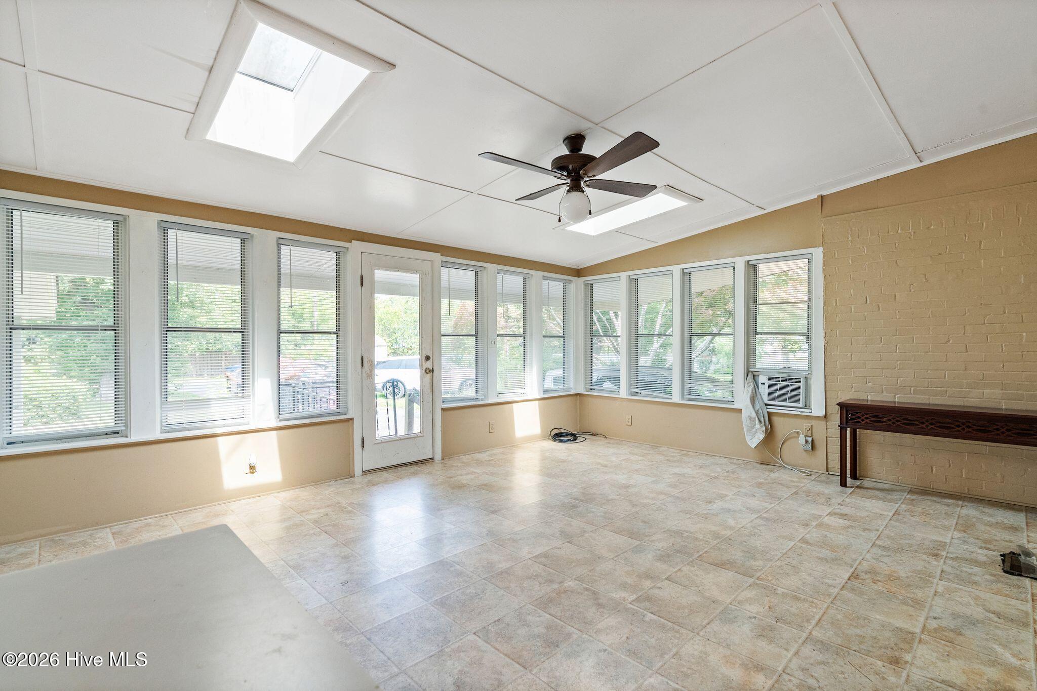 1210 Essex Drive Property Photo 33