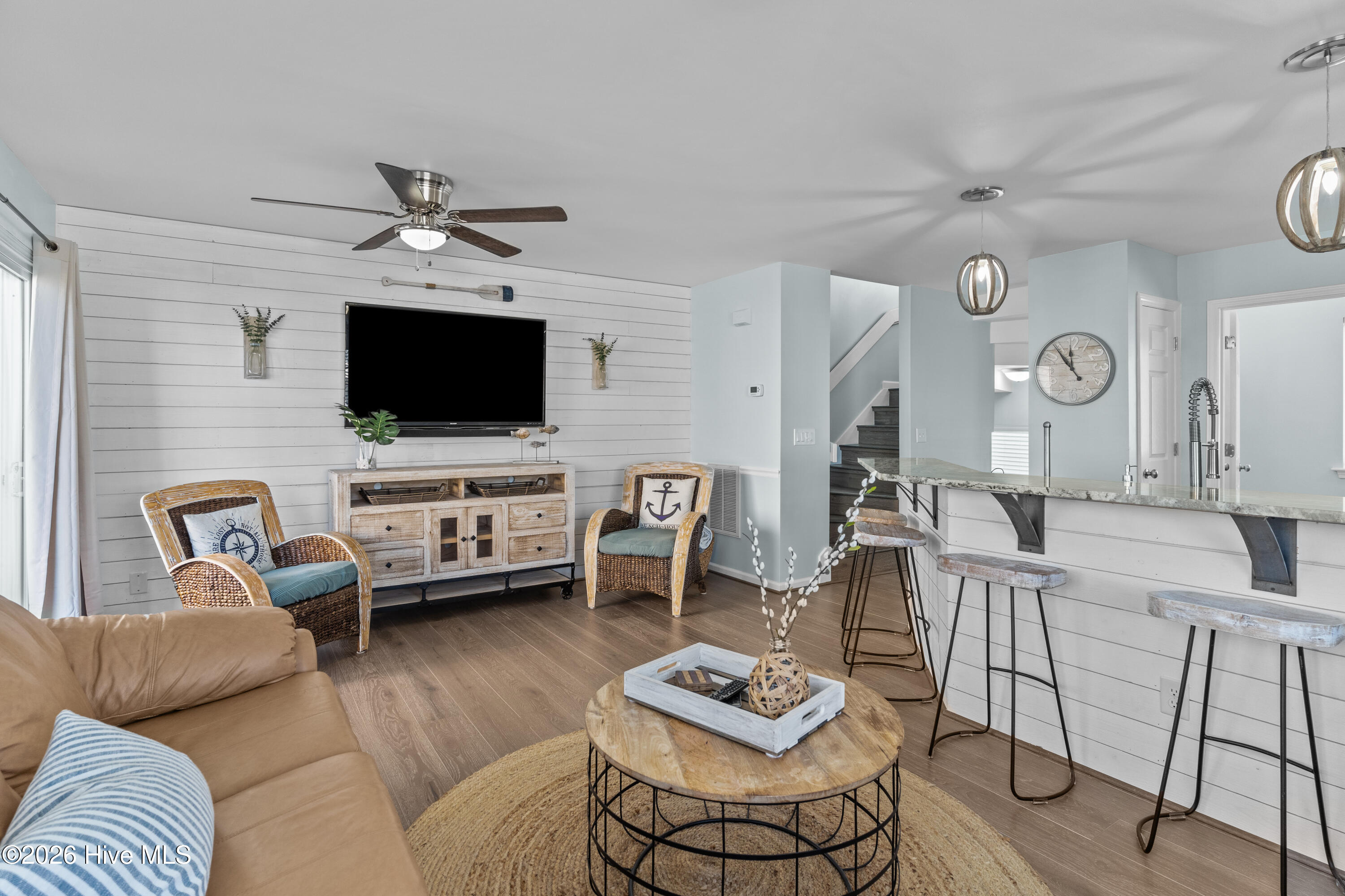 1412 Canal Drive A Property Photo 4