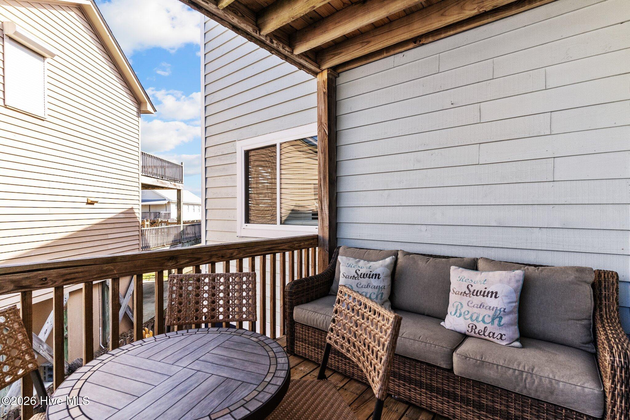 1412 Canal Drive A Property Photo 9
