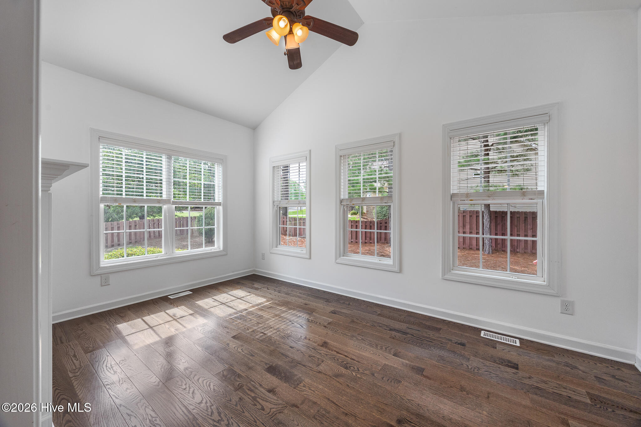 37 Beryl Circle Property Photo 19