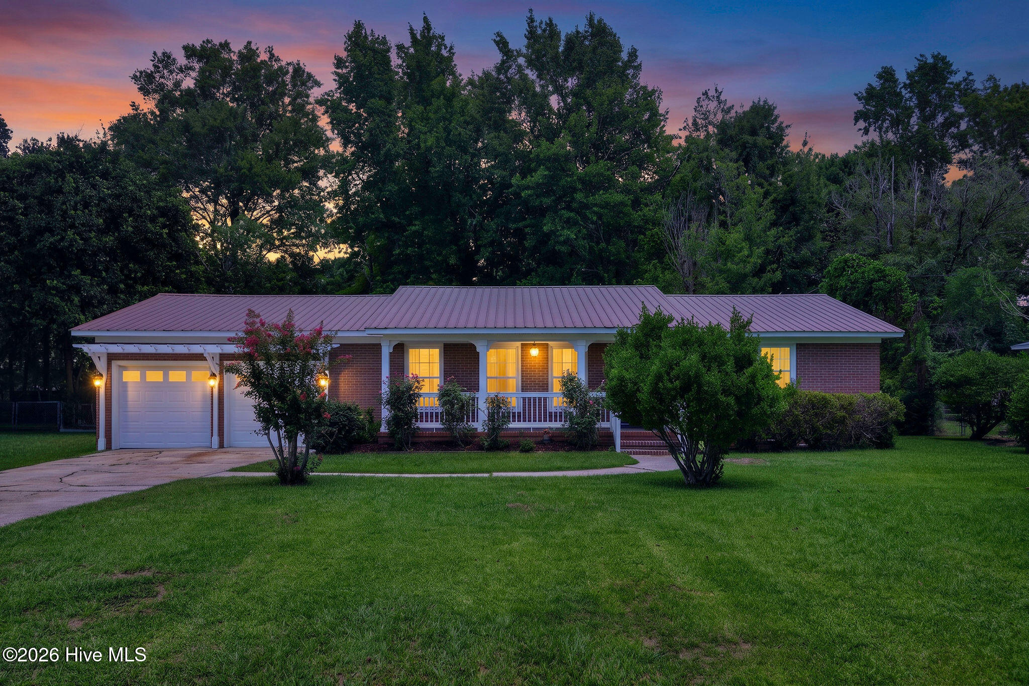 313 Early Drive Property Photo 2