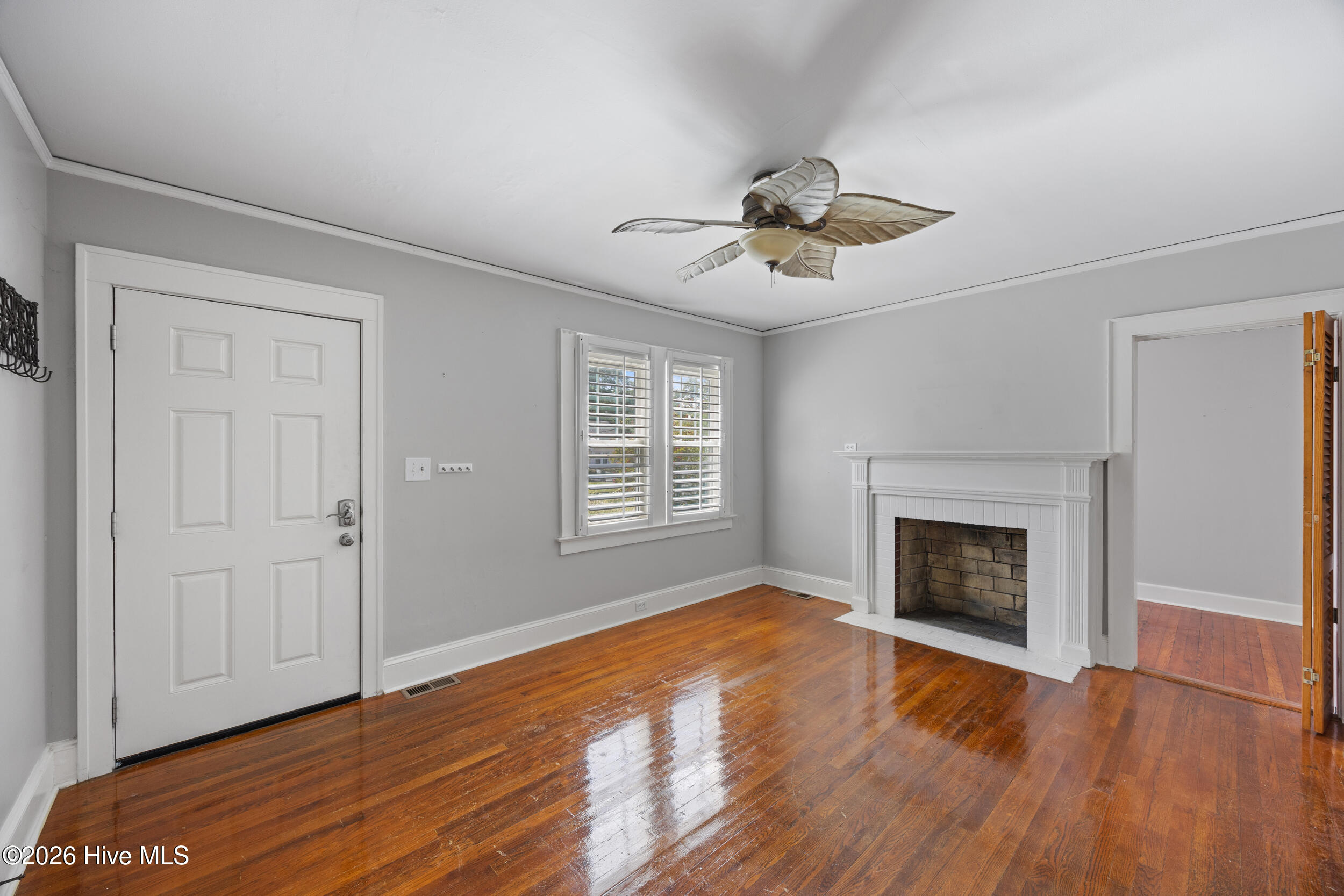 2137 Jackson Street Property Photo 6
