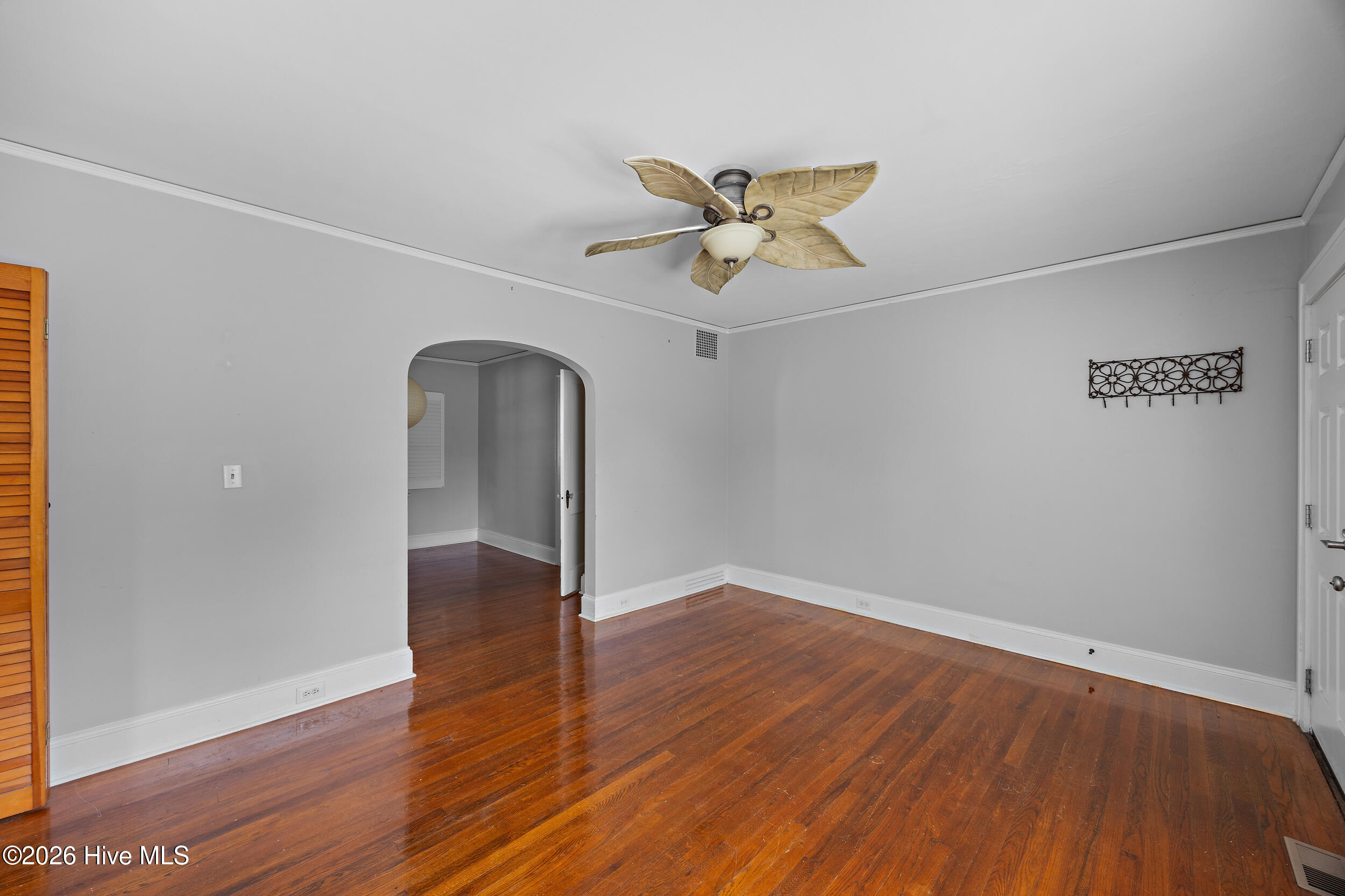 2137 Jackson Street Property Photo 7