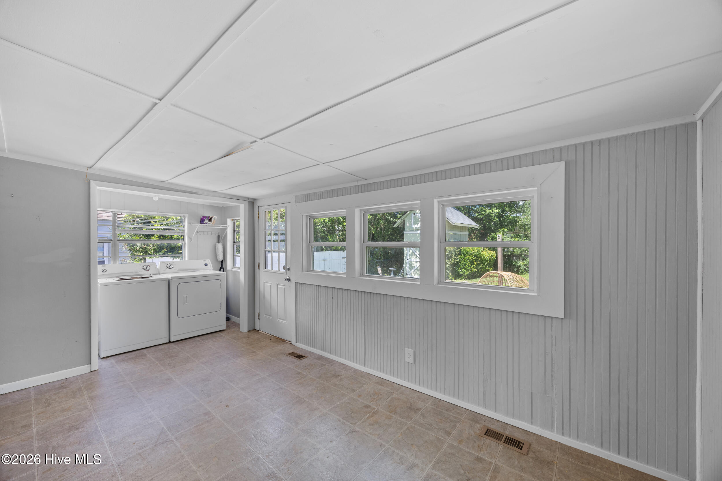 2137 Jackson Street Property Photo 15