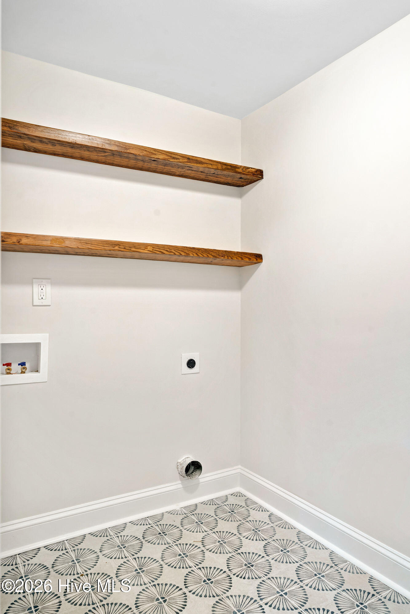 615 S Raleigh Street Property Photo 15