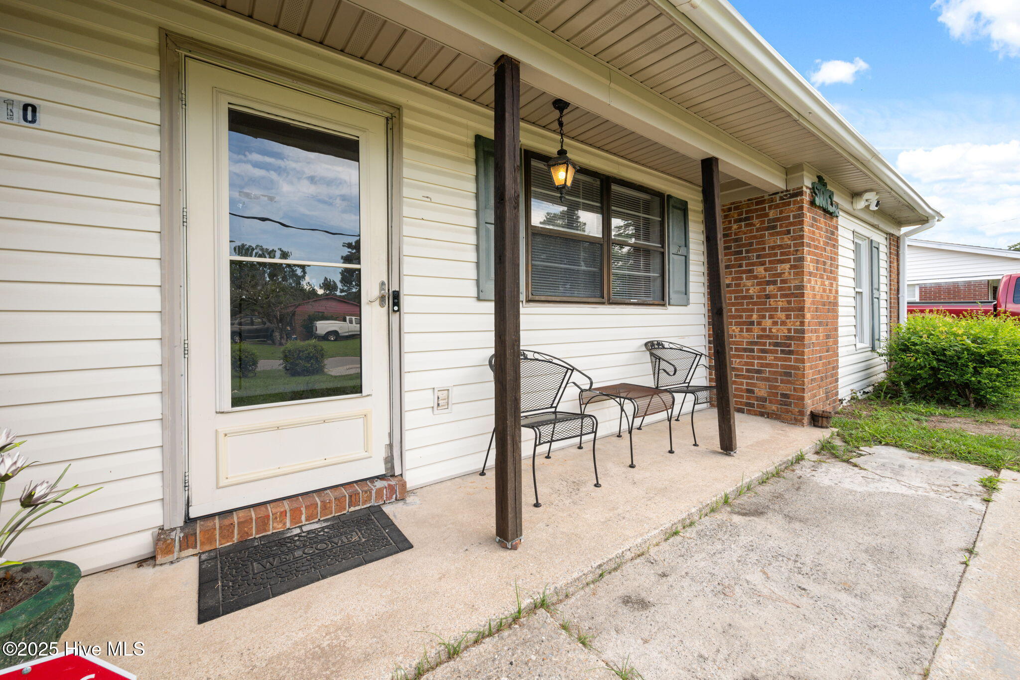 10 Stoney Road Property Photo 5