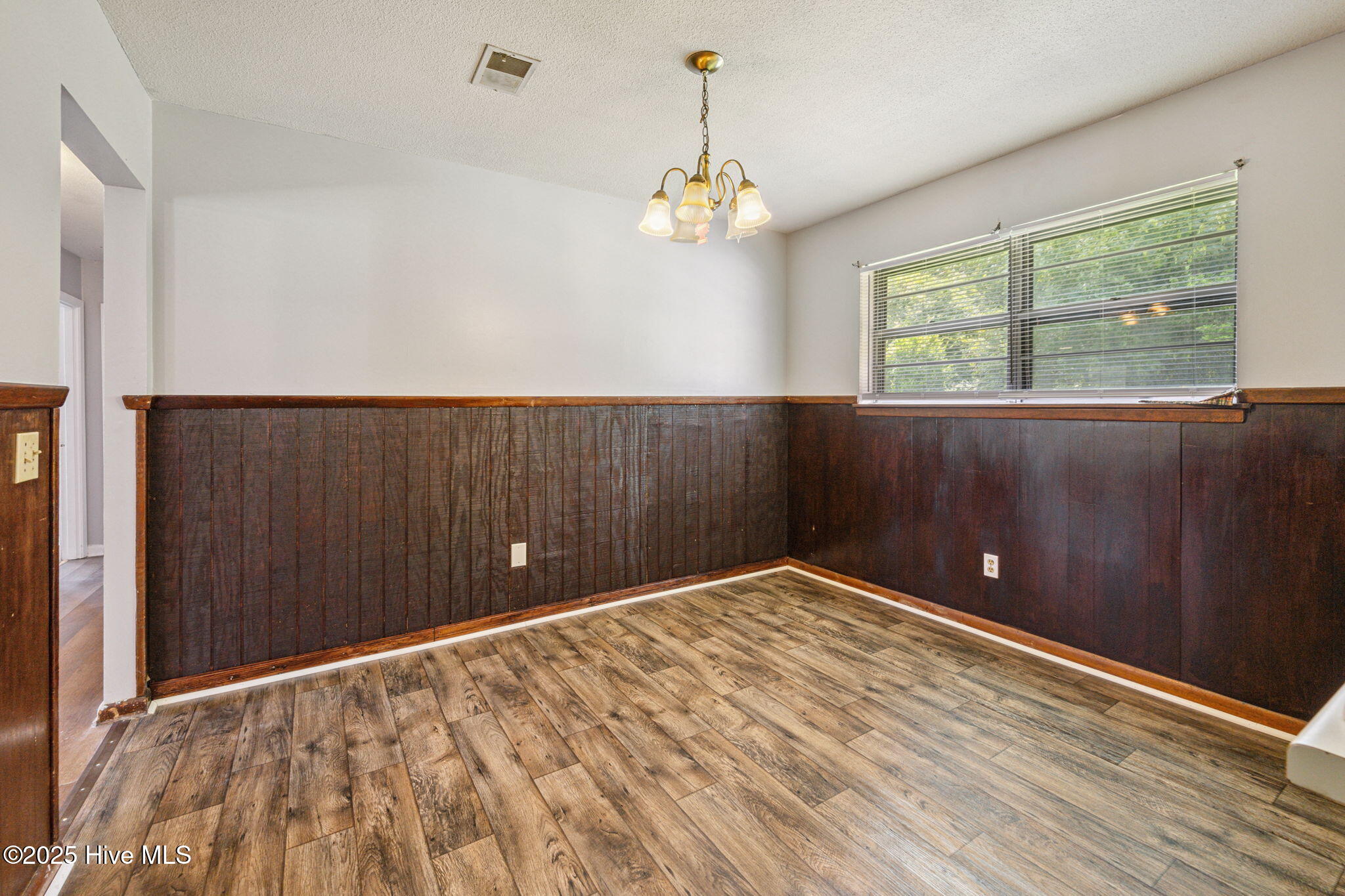 10 Stoney Road Property Photo 12