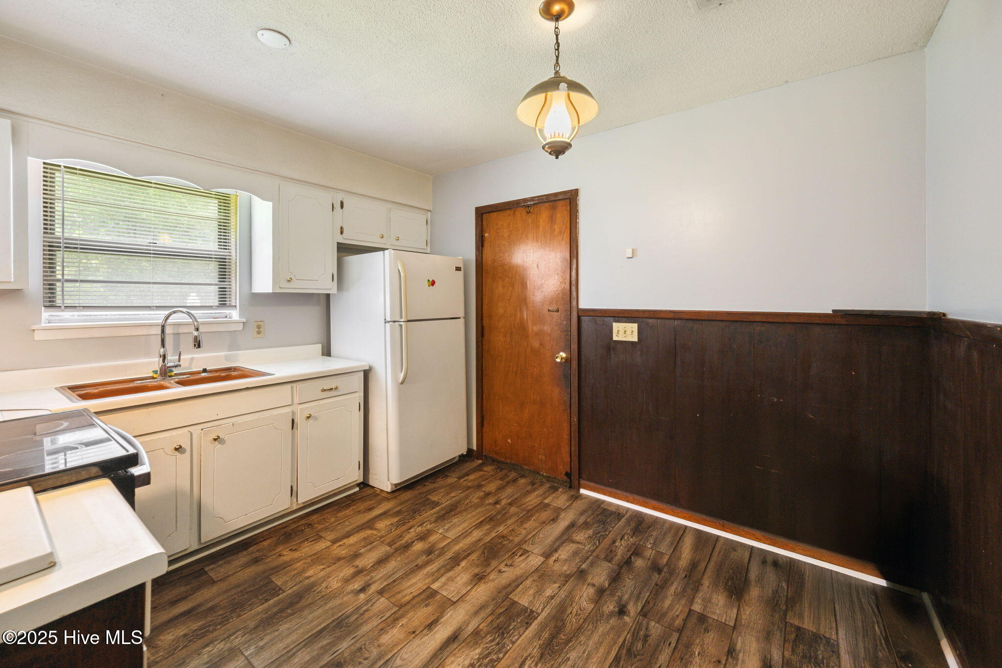 10 Stoney Road Property Photo 14