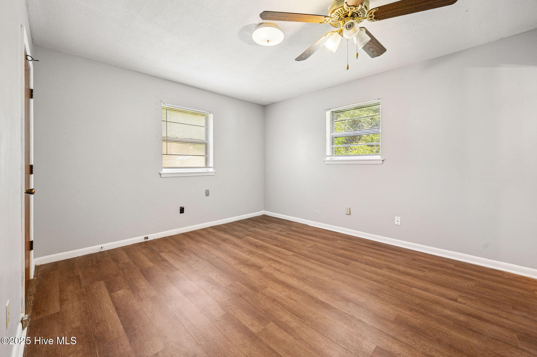 10 Stoney Road Property Photo 15