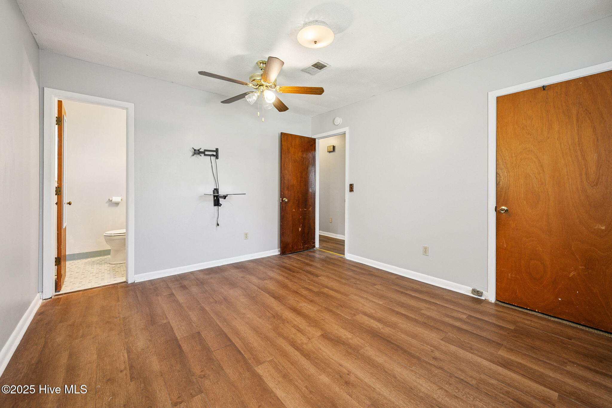 10 Stoney Road Property Photo 16