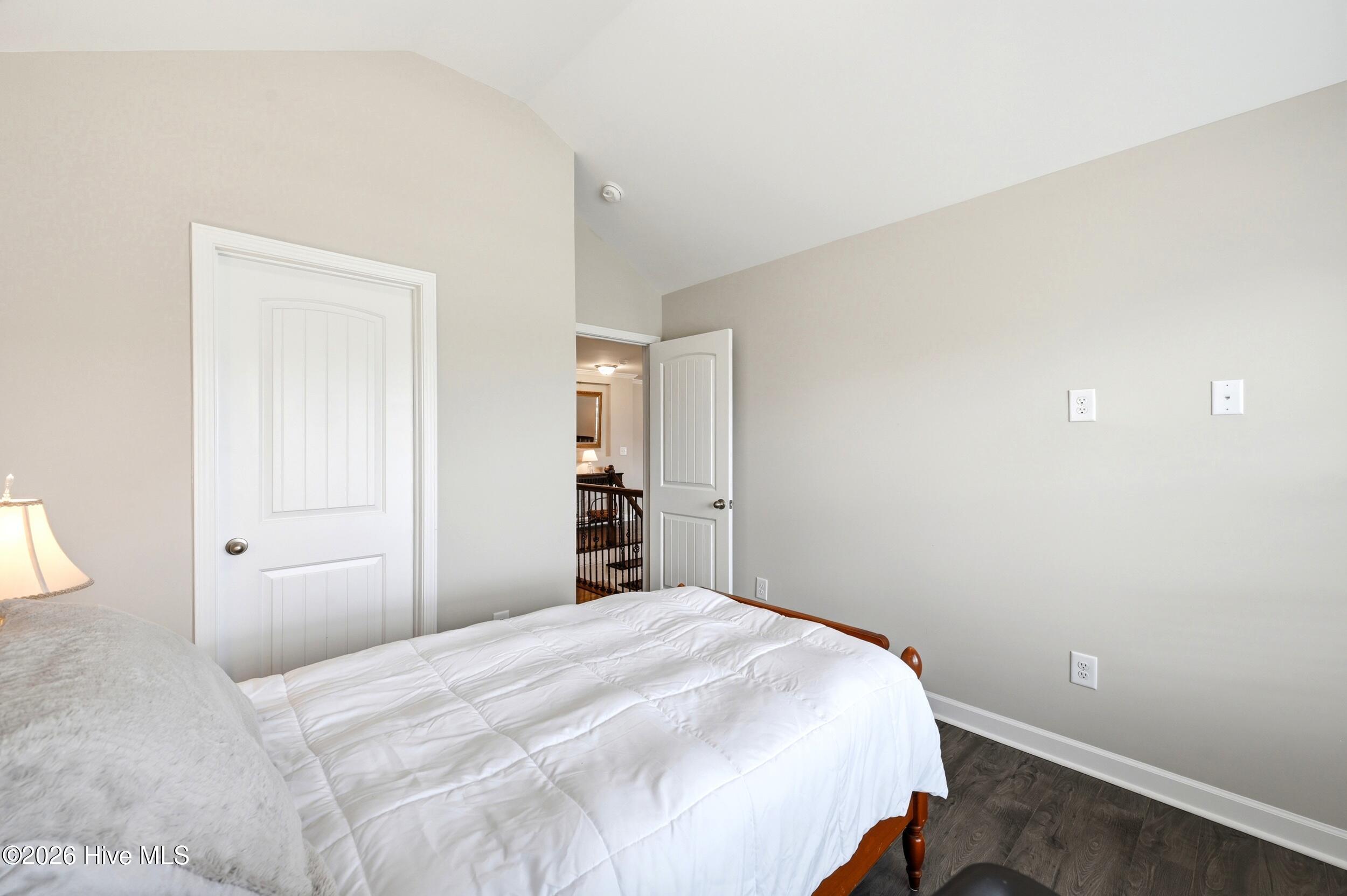 220 Trawlers Way Property Photo 43