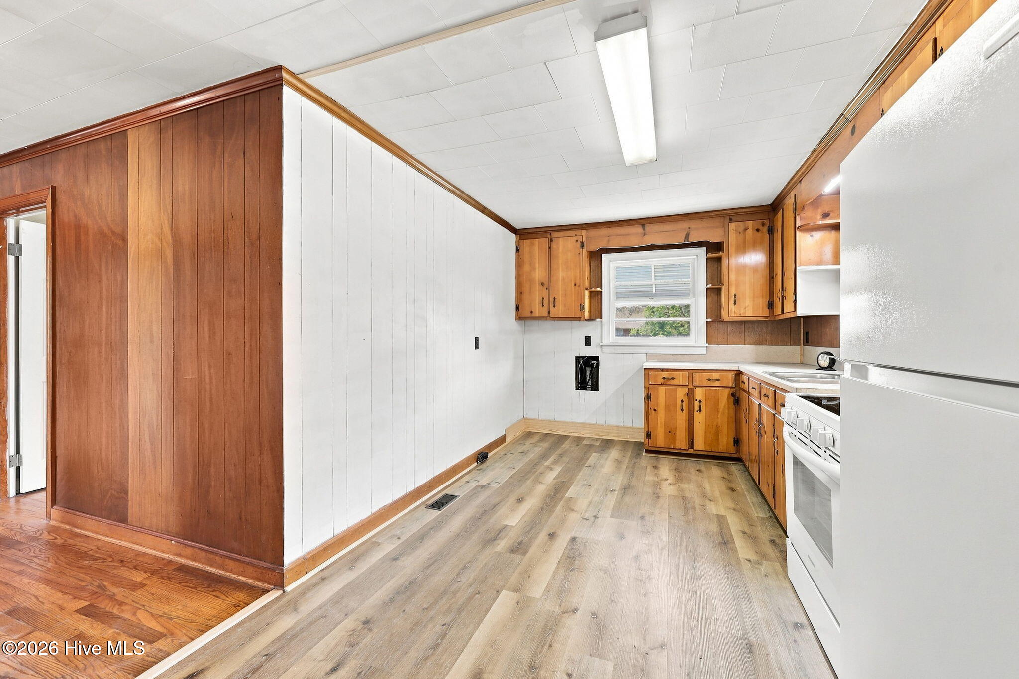 205 N Edgewood Avenue Property Photo 19