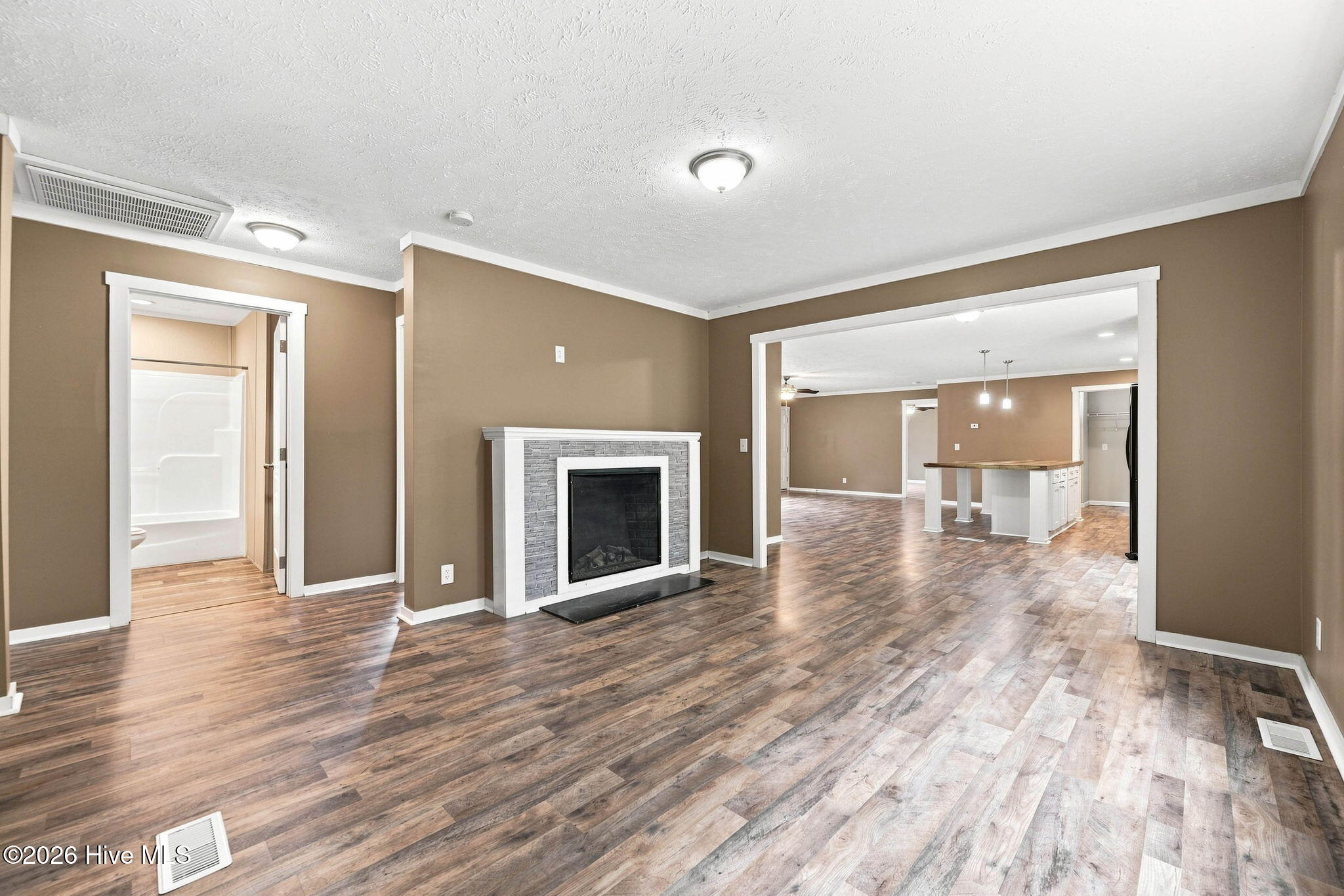662 Hallsville Road Property Photo 8