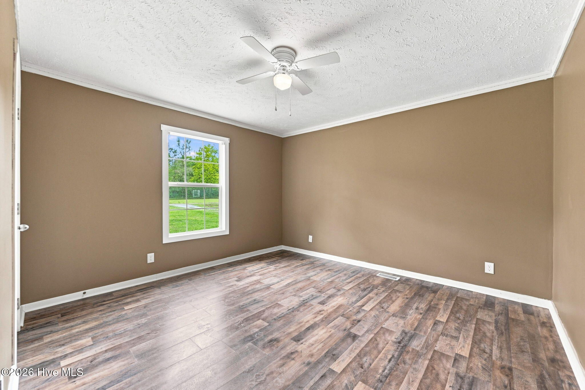 662 Hallsville Road Property Photo 16
