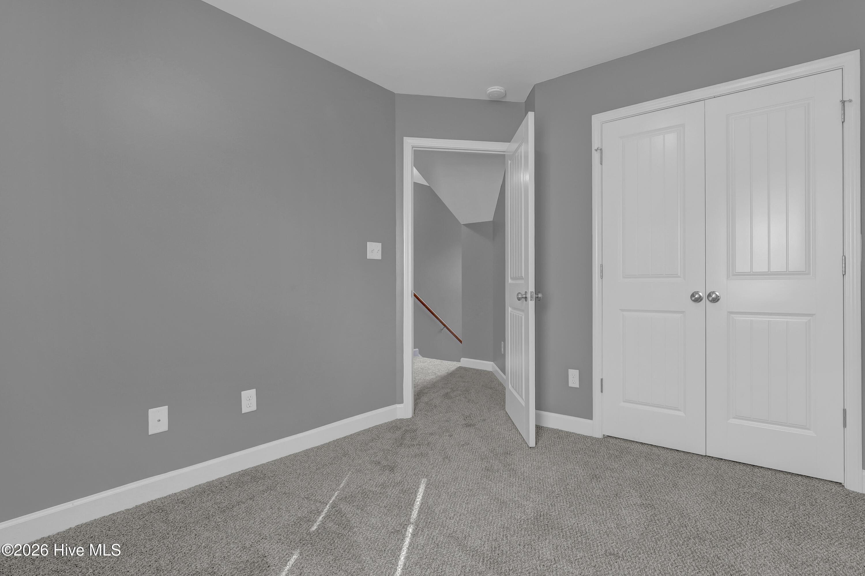 320 Lakewood Drive Property Photo 13