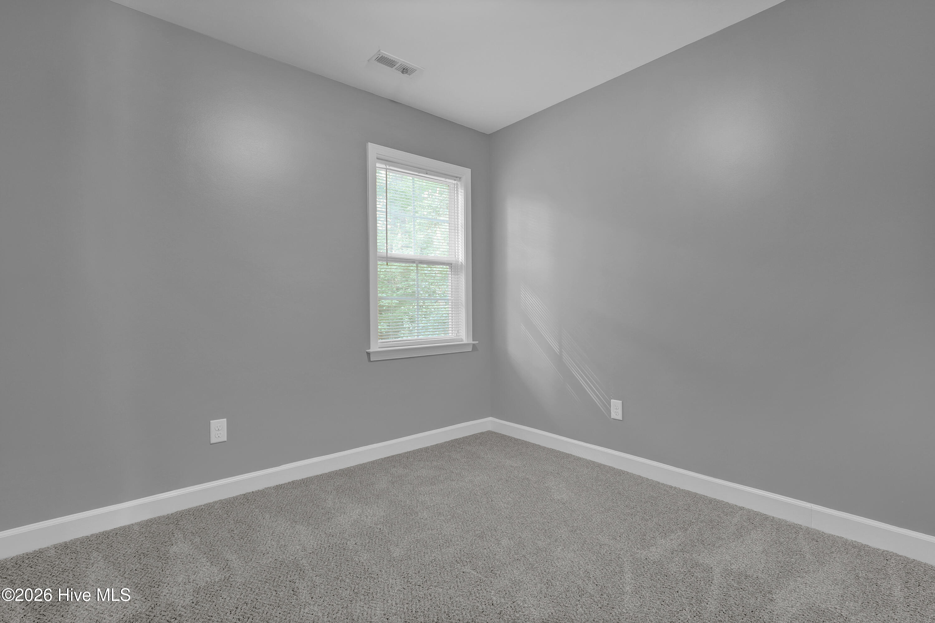 320 Lakewood Drive Property Photo 15