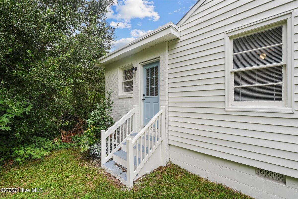 1510 Edgerton Street Property Photo 32